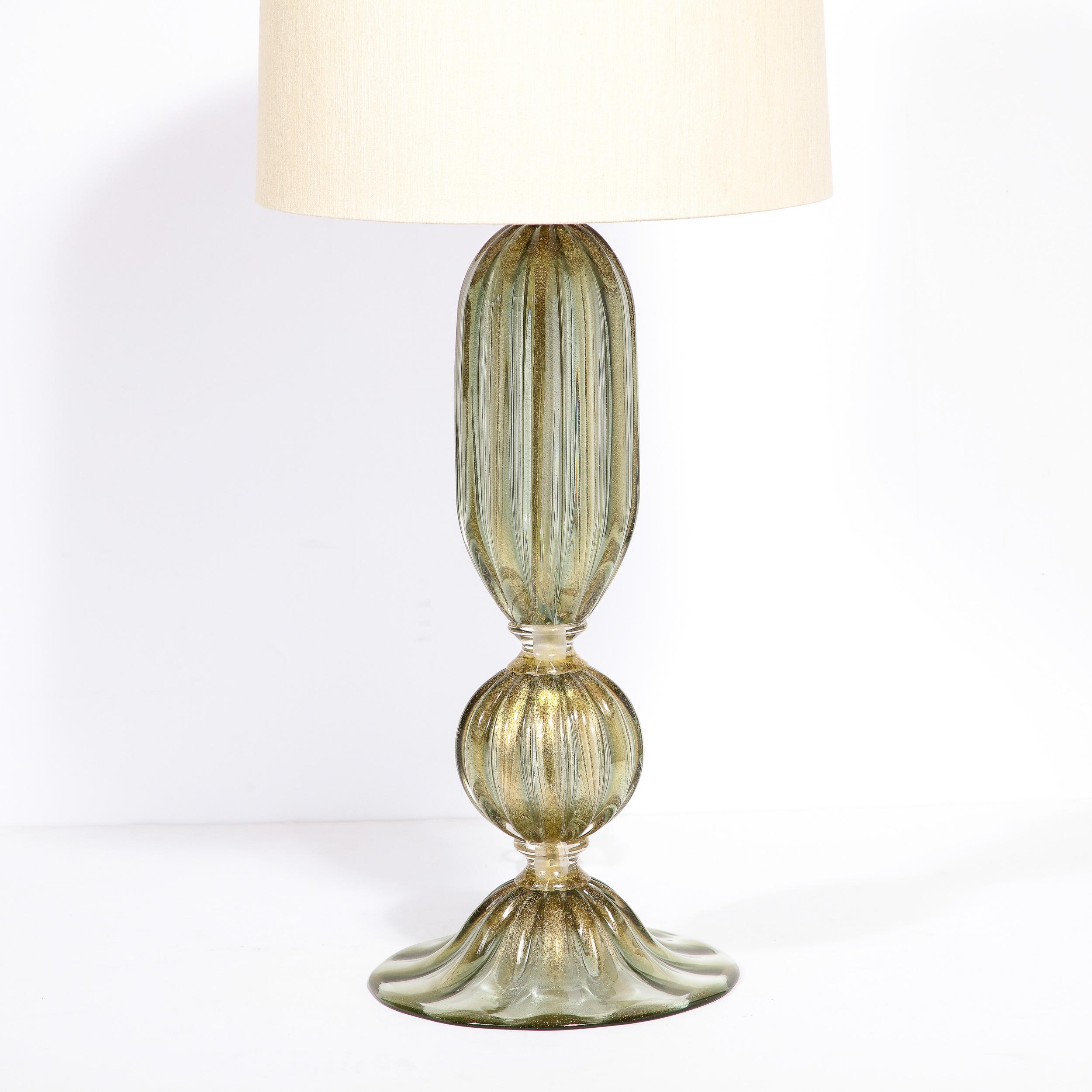 Modernist Hand-Blown Murano Glass Table Lamps in Green Gold w/ 24k Gold Flecks In New Condition For Sale In New York, NY