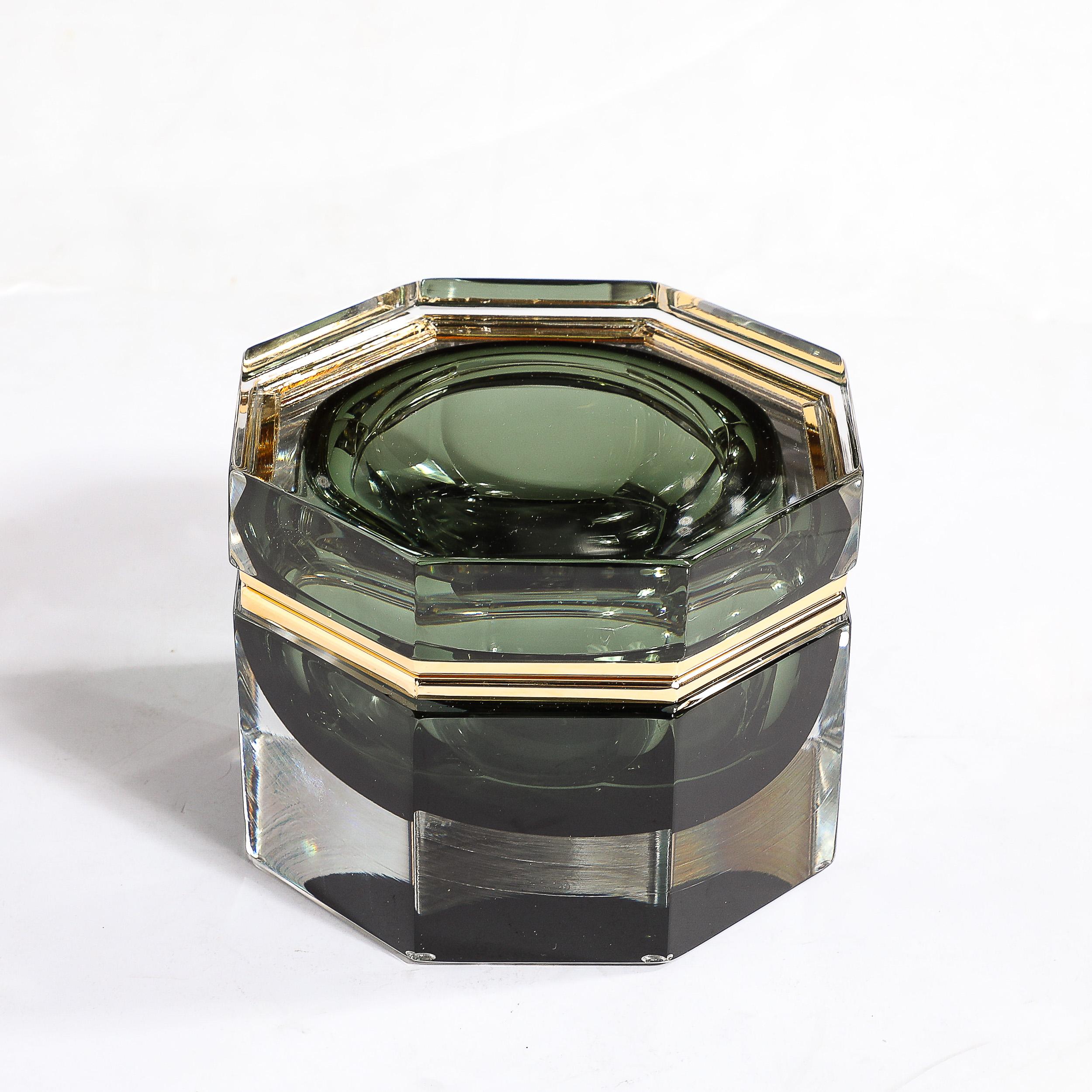 Modernist Hand-Blown Murano Octagonal Glass Box in Emerald w/ Brass Fittings For Sale 5