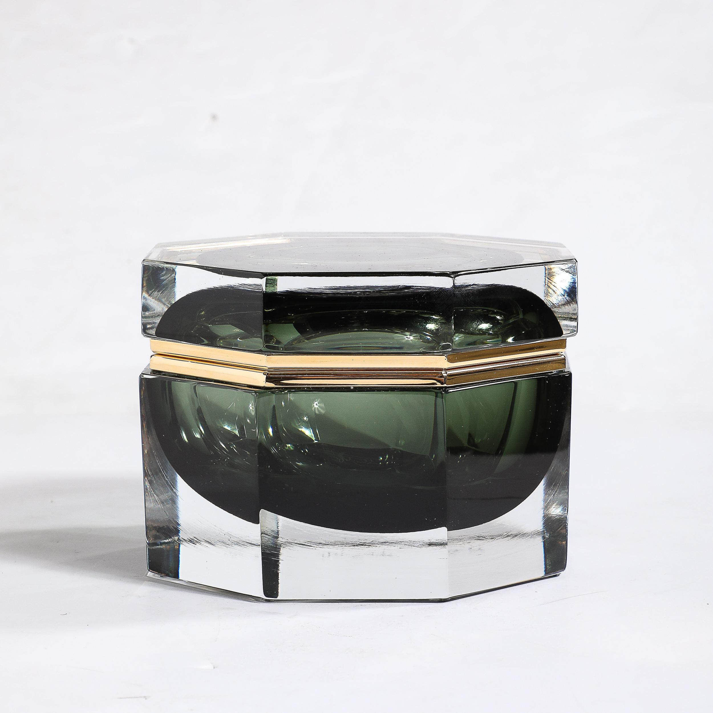 Modernist Hand-Blown Murano Octagonal Glass Box in Emerald w/ Brass Fittings In New Condition For Sale In New York, NY