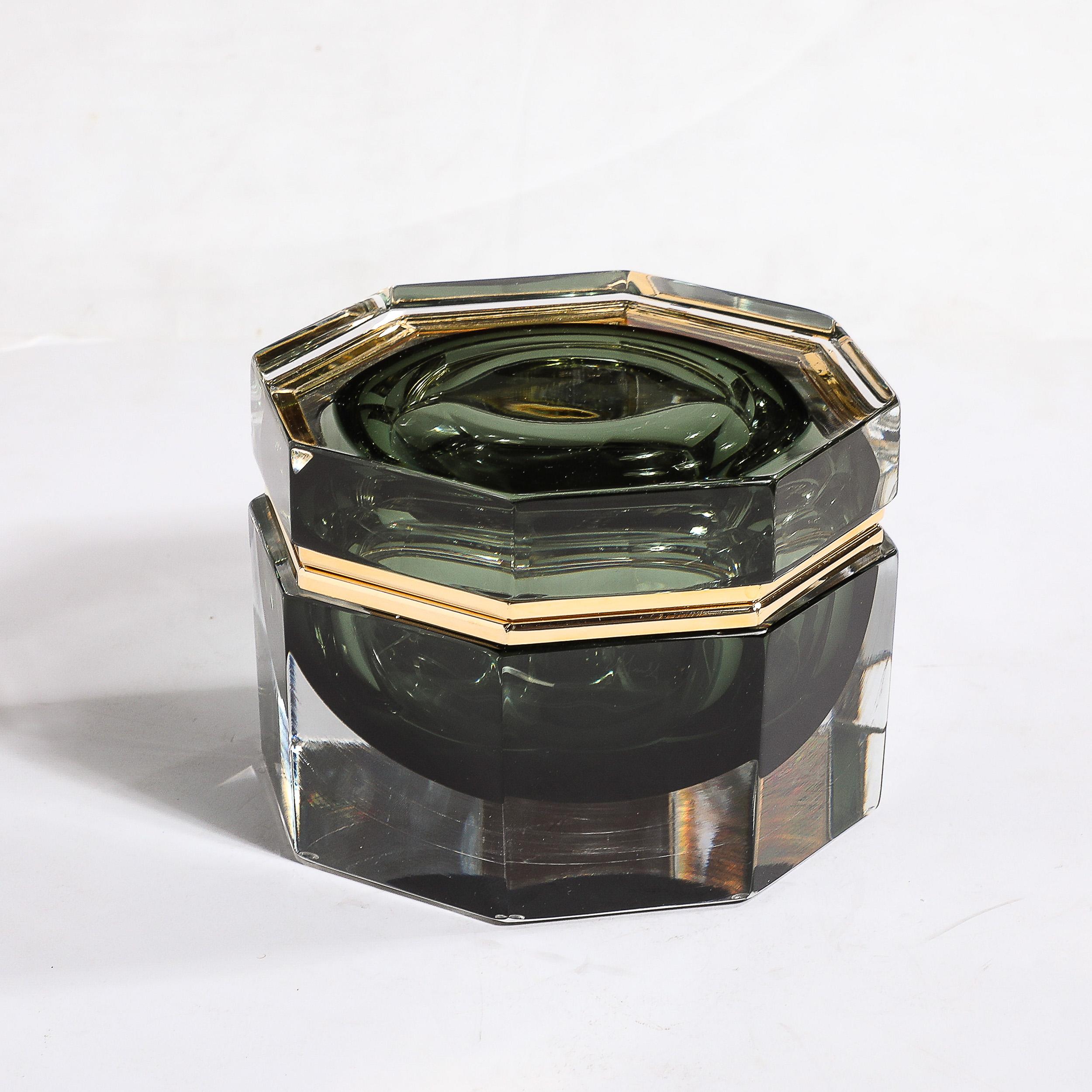 Modernist Hand-Blown Murano Octagonal Glass Box in Emerald w/ Brass Fittings For Sale 3