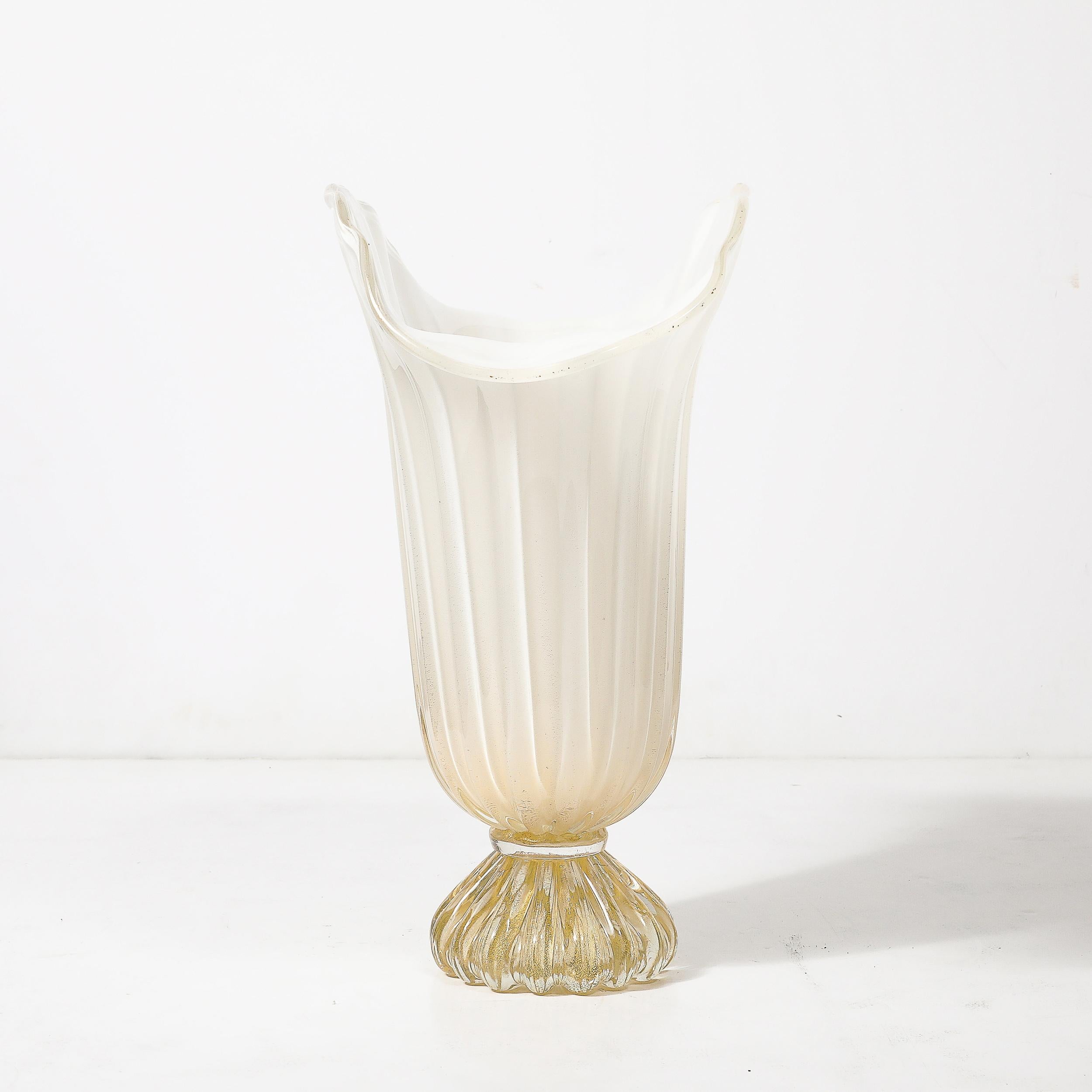 Jarrón modernista de cristal nacarado de Murano soplado a mano con motas de oro de 24 quilates en venta 10