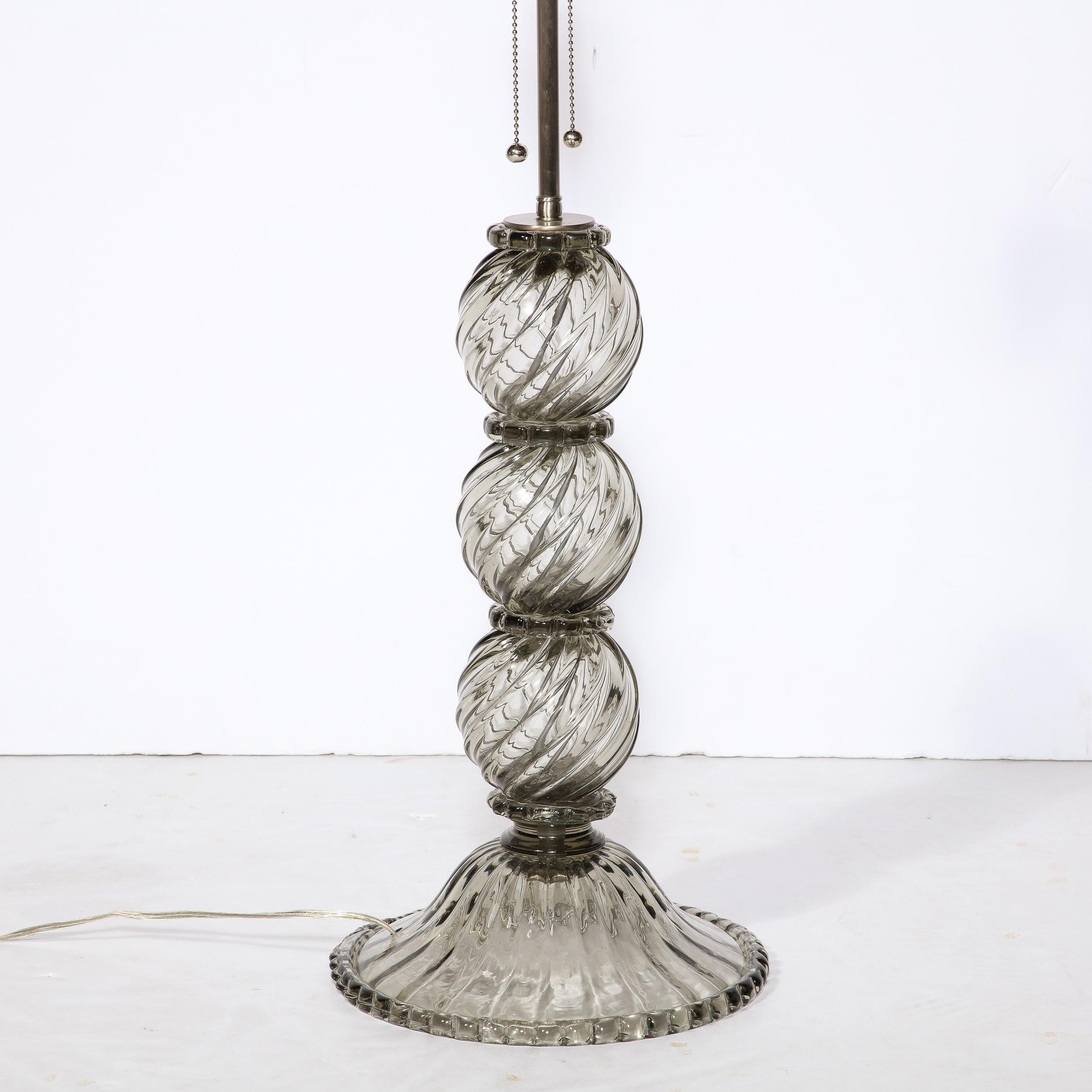 Modernistische mundgeblasene Murano-Rauchglas-Tischlampe aus Rauchglas mit Wellenschliff-Details im Angebot 4