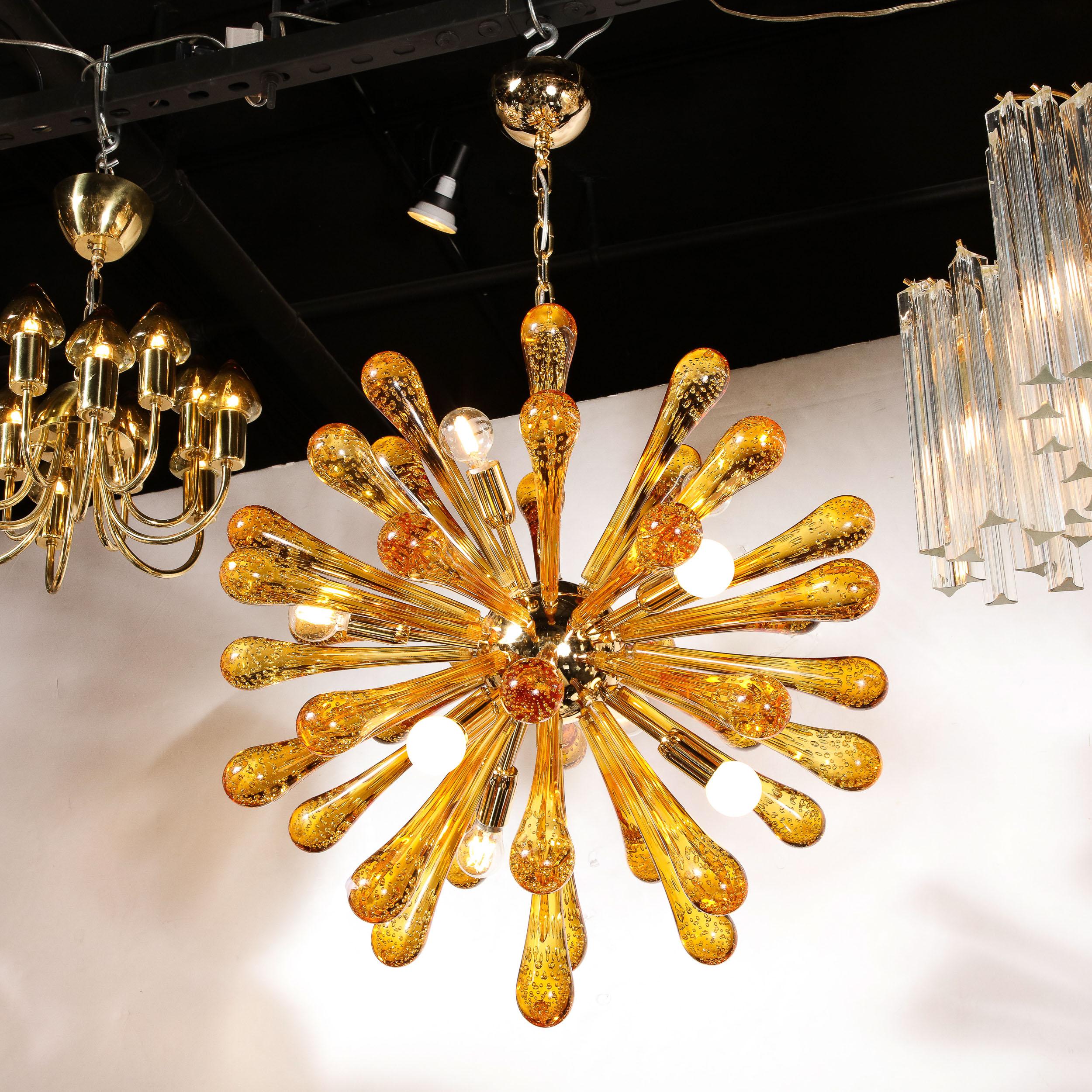Modernist Hand Blown Murano Smoked Honey Sputnik Chandelier with Brass Fittings In New Condition For Sale In New York, NY