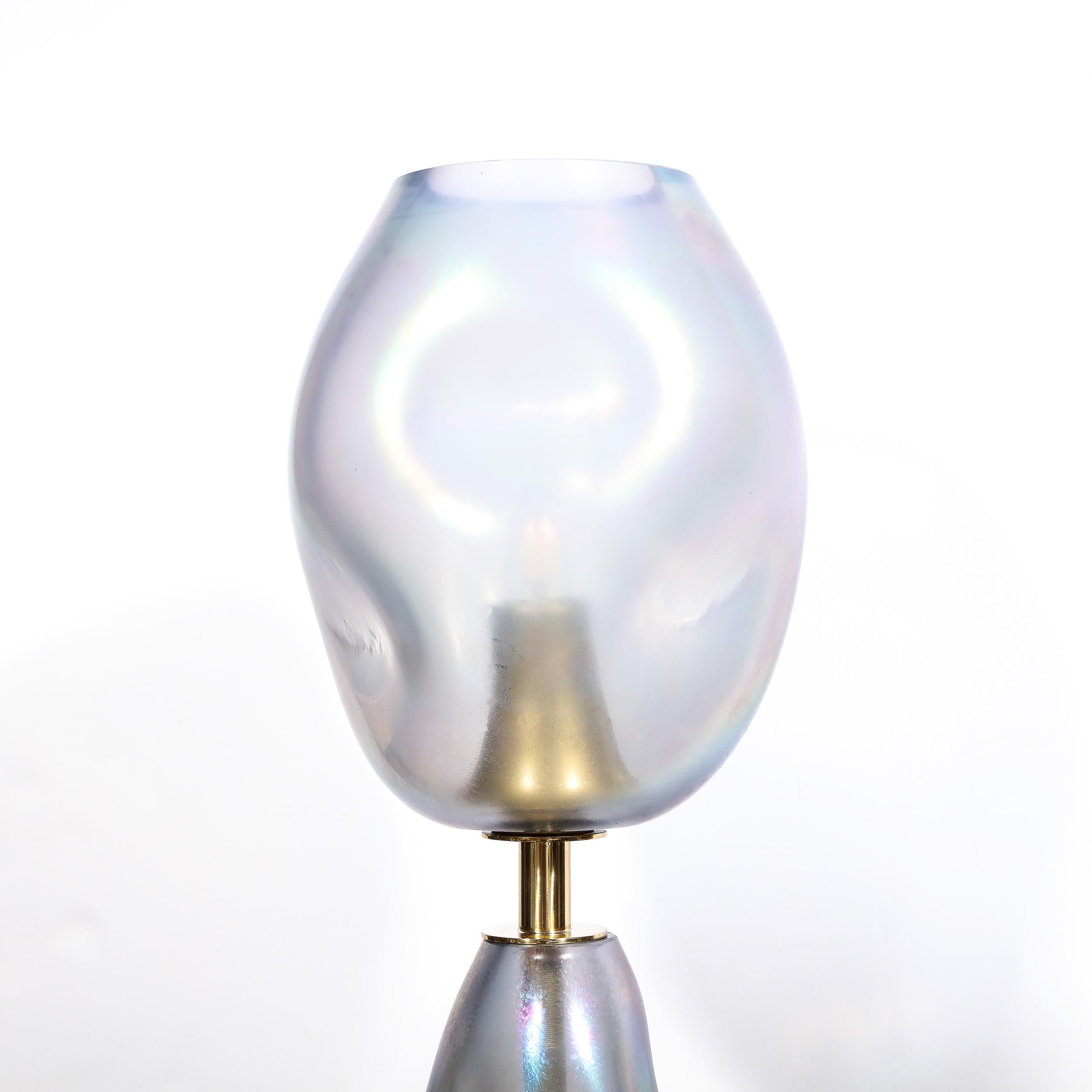Torchère moderniste soufflée à la main en verre de Murano cobalt fumé et laiton en vente 9