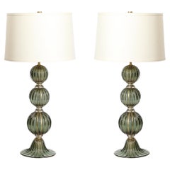 Modernist mundgeblasen geräuchert Smaragd Murano Glas geriffelt gestapelt Ball Tischlampen