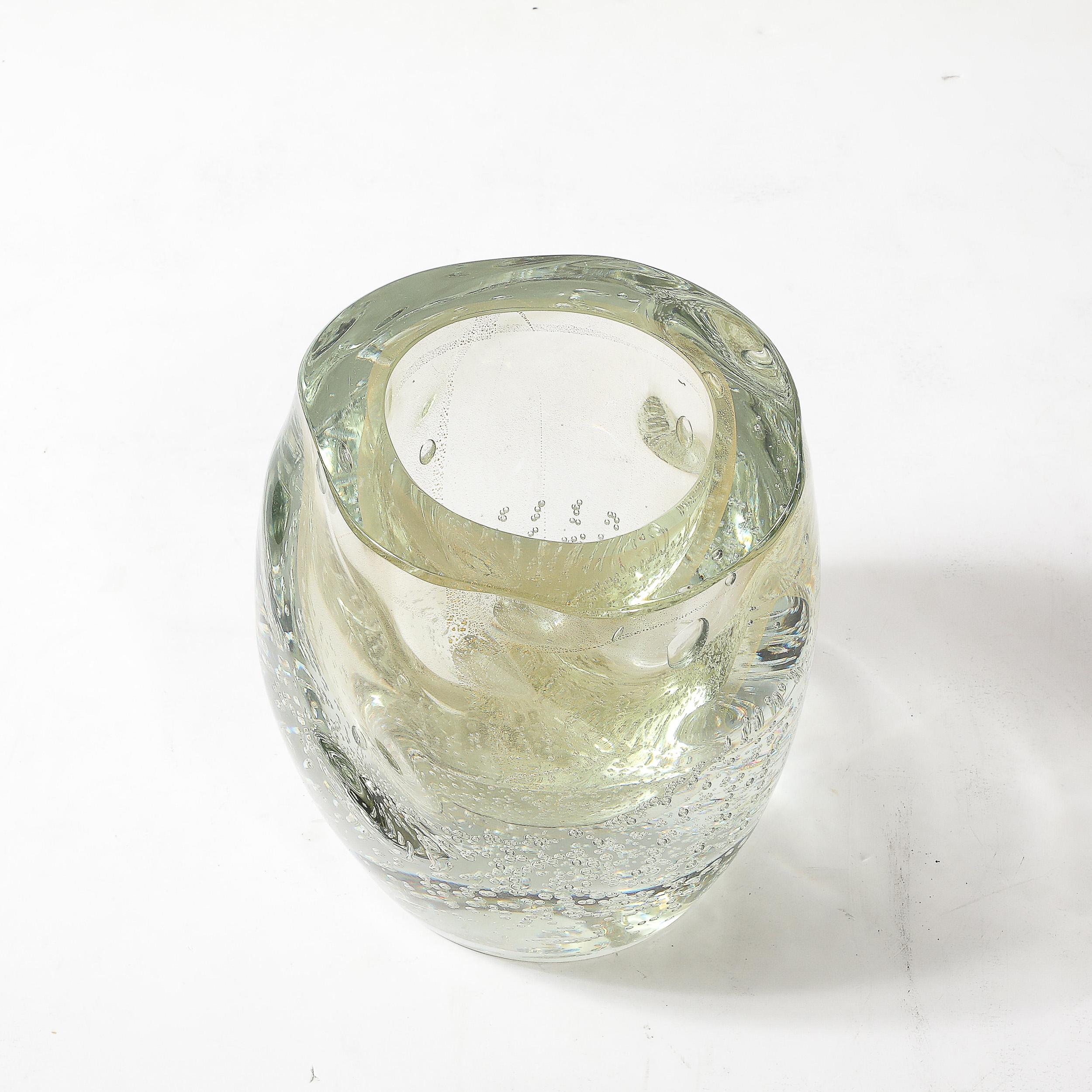 Jarrón modernista de cristal de Murano soplado a mano con motivos en espiral y motas de oro de 24 quilates en venta 4