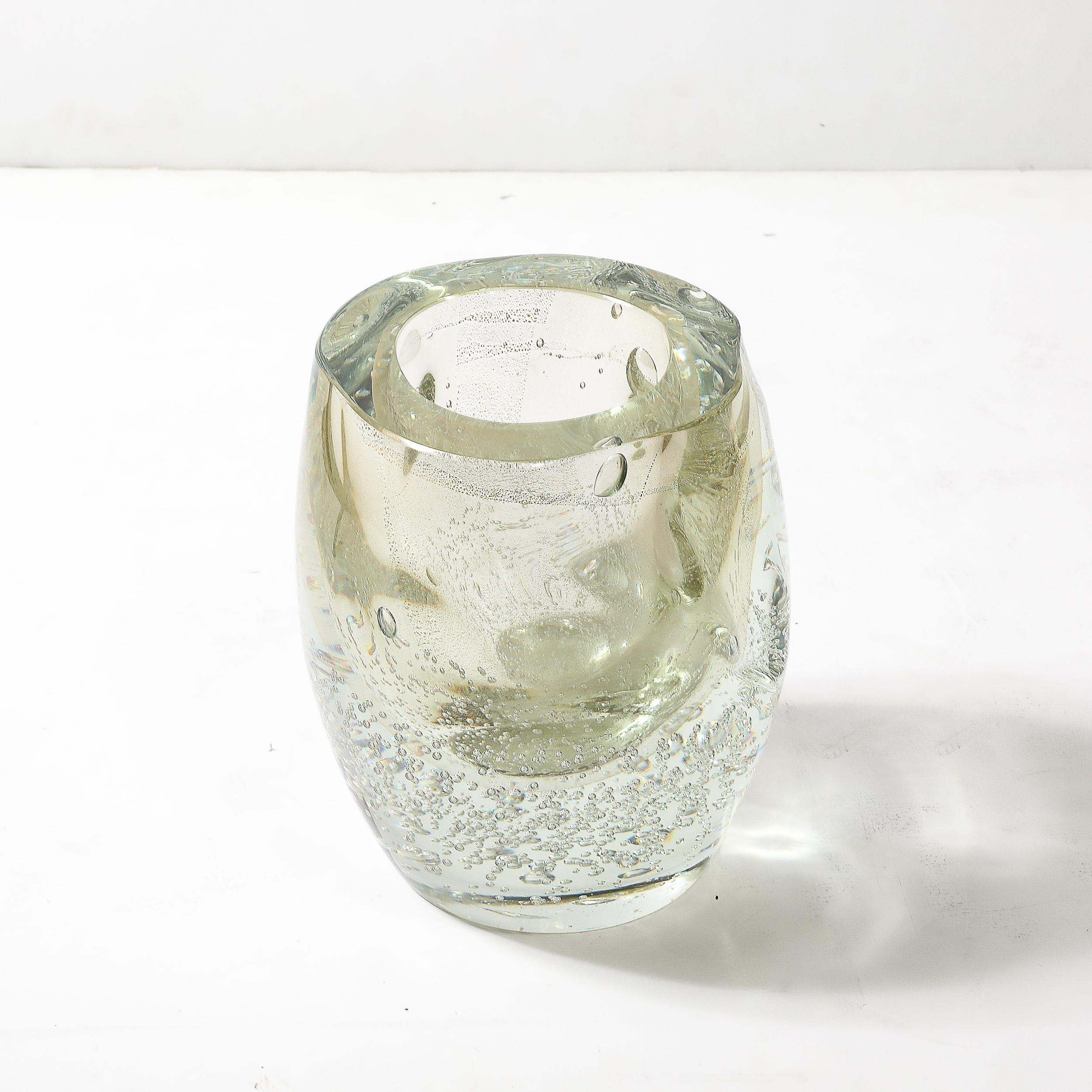Jarrón modernista de cristal de Murano soplado a mano con motivos en espiral y motas de oro de 24 quilates en venta 6