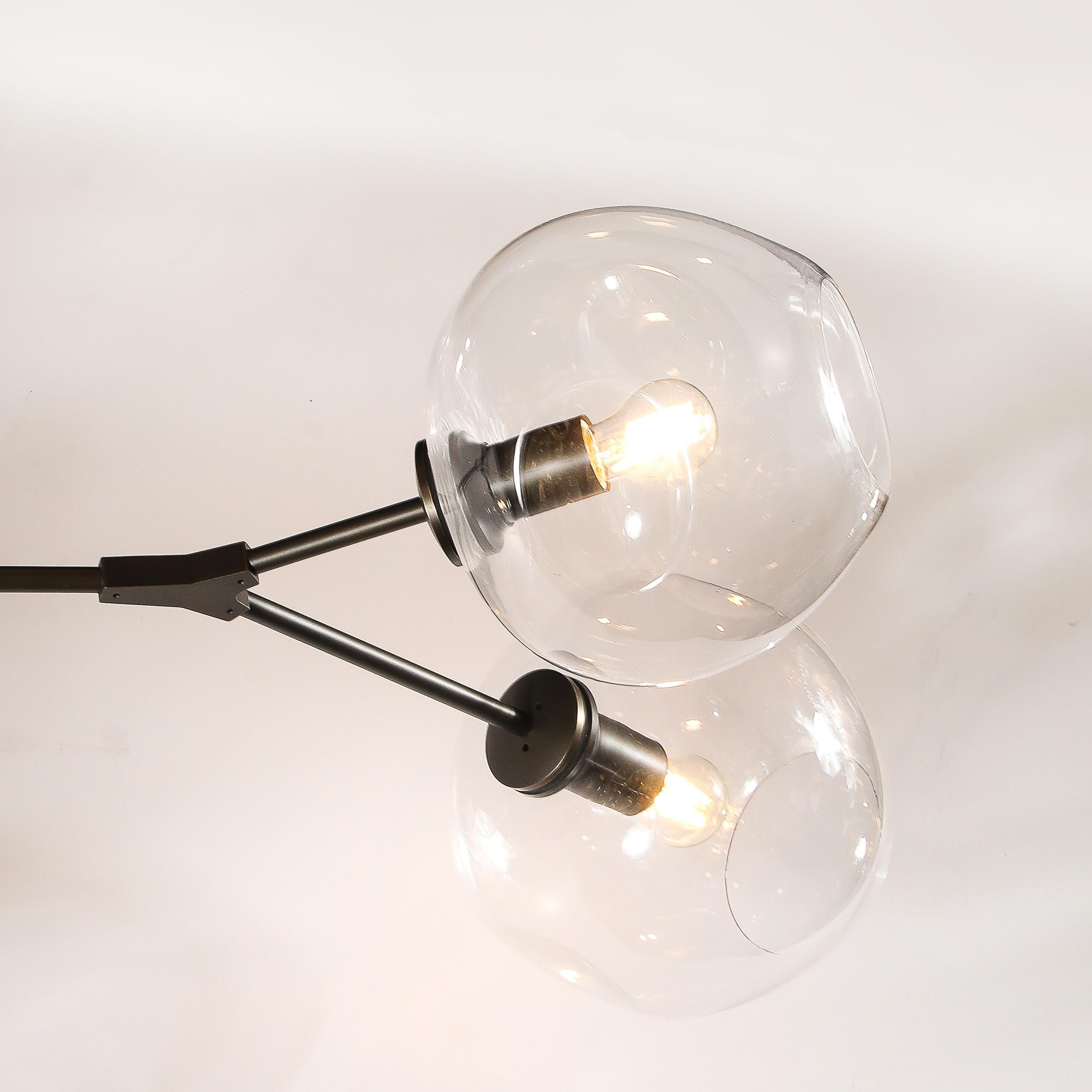 Lampadario modernista a cinque globi in vetro trasparente soffiato a mano di Lindsey Adelman In condizioni ottime in vendita a New York, NY