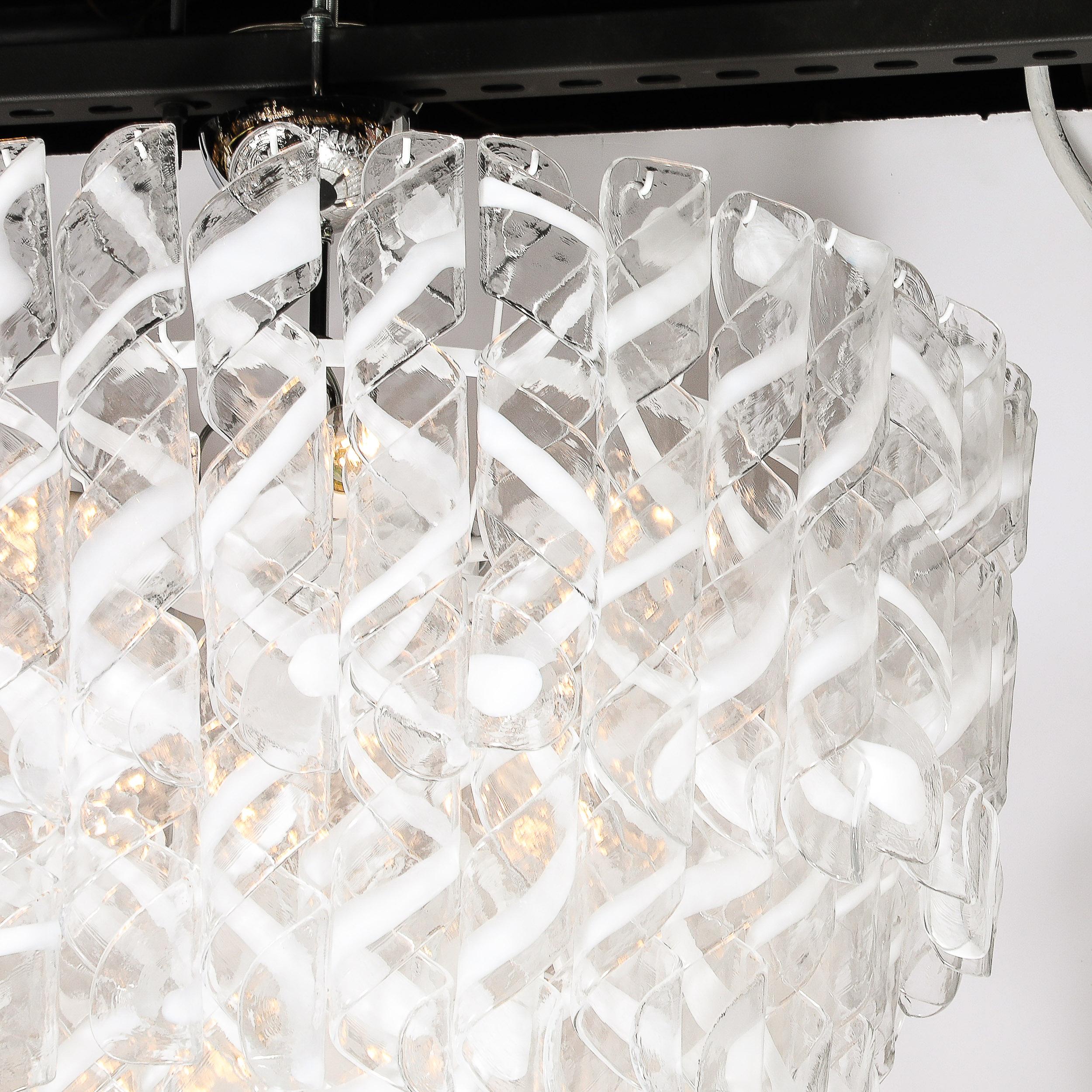 Lustre moderniste Torciglioni en verre de Murano blanc et translucide soufflé à la main en vente 3
