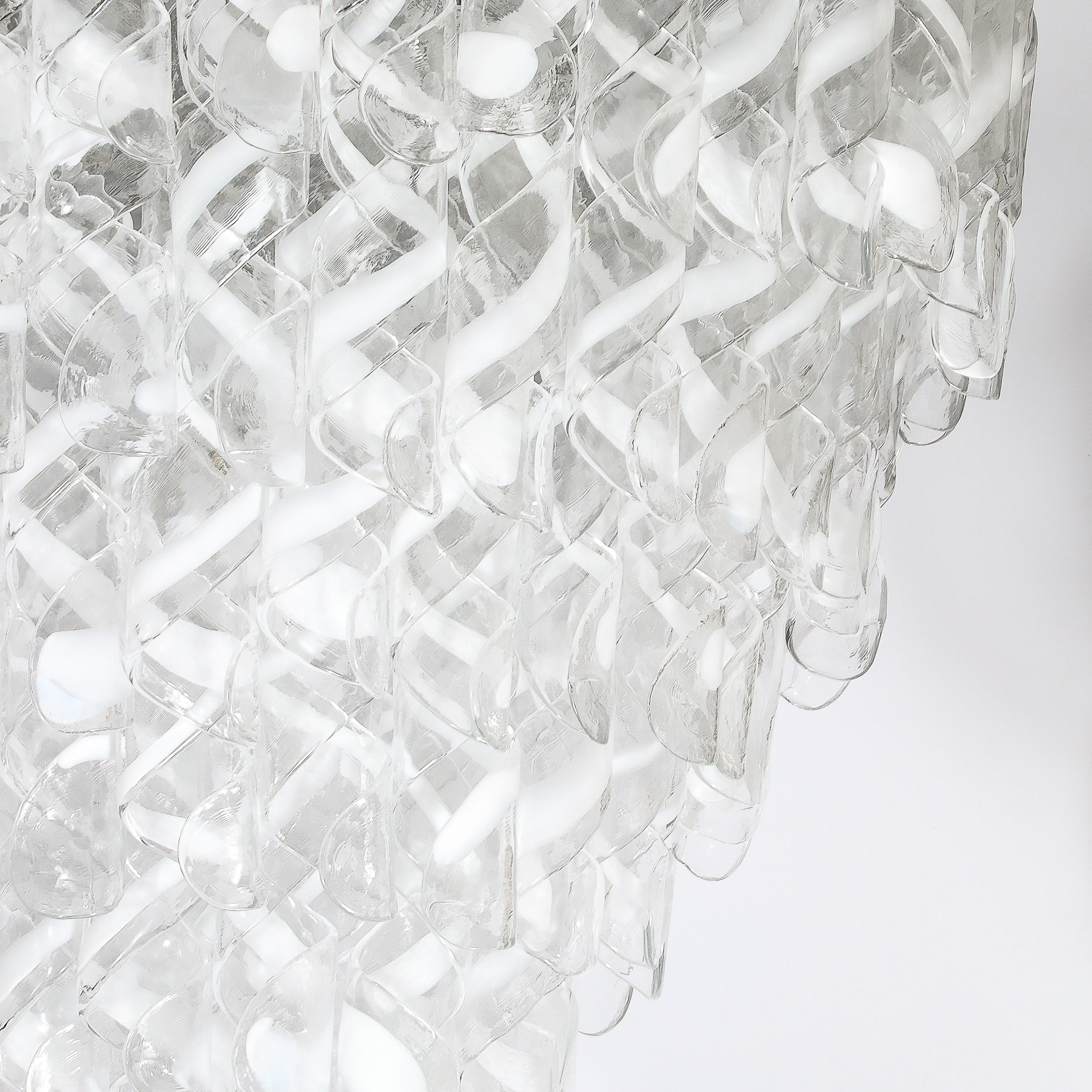 Lustre moderniste Torciglioni en verre de Murano blanc et translucide soufflé à la main en vente 8