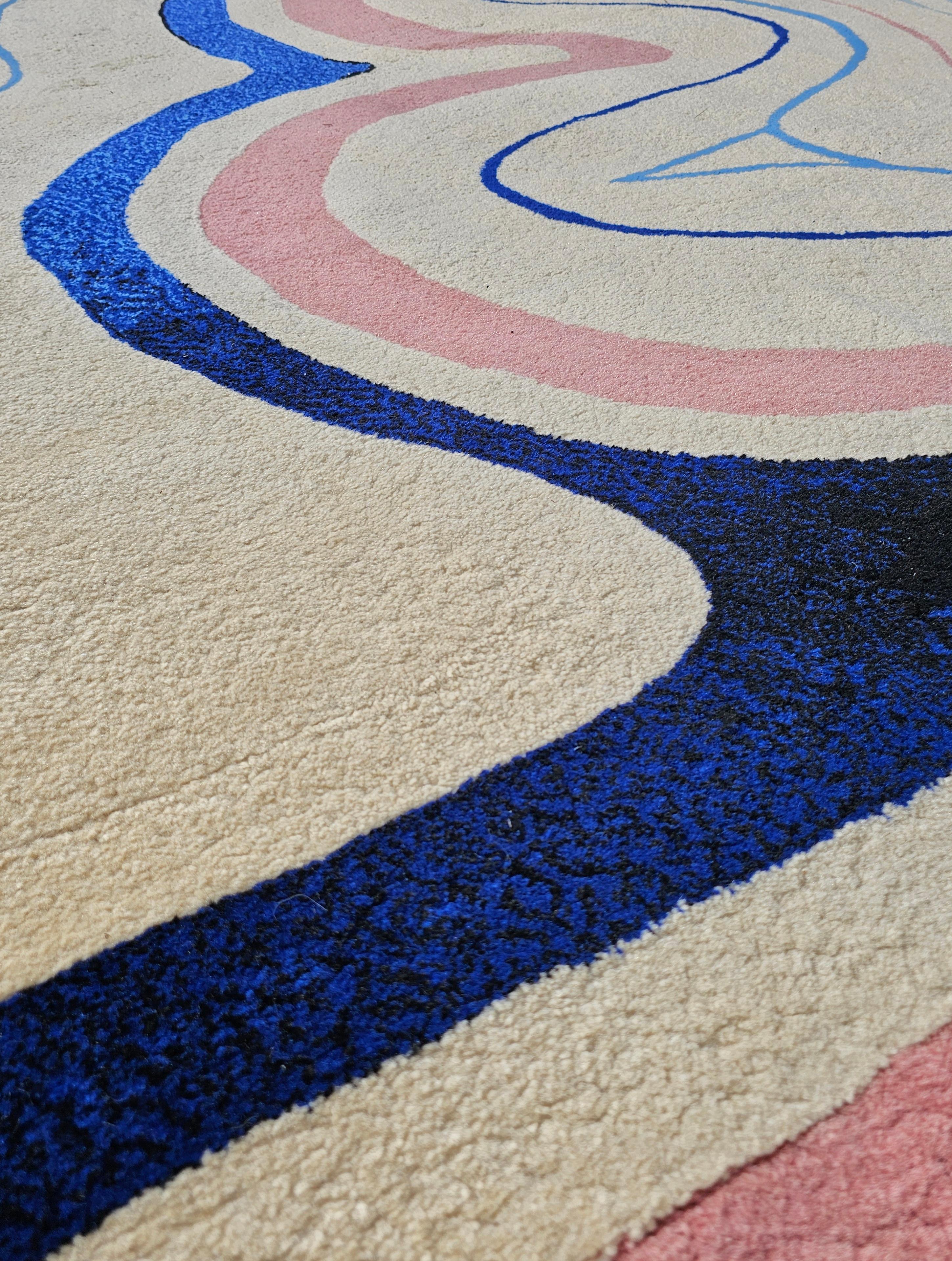 Modernist Hand Tufted Rug with Abstract Pattern, 100% wool, one of a kind In Good Condition For Sale In Beograd, RS