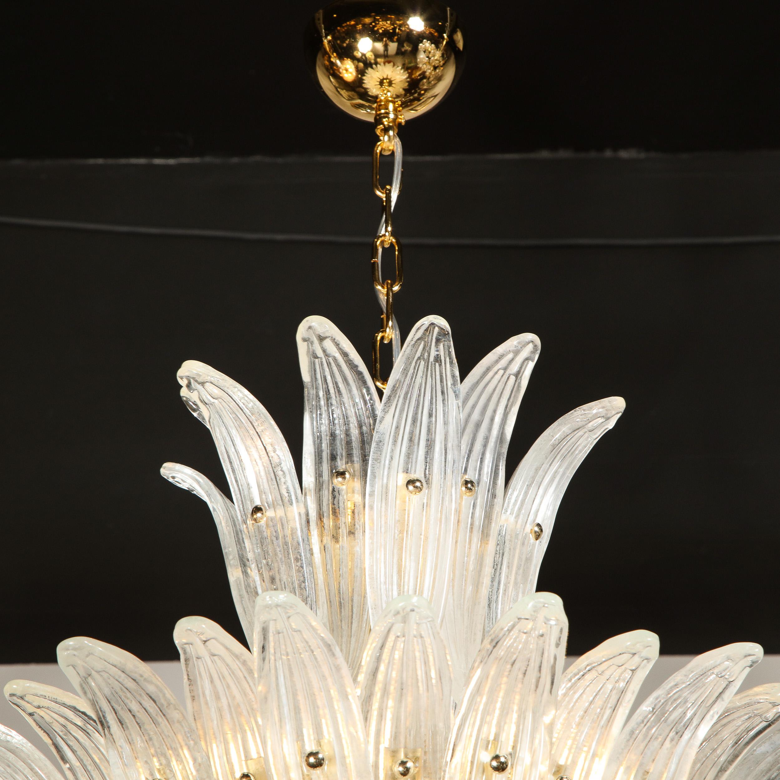XXIe siècle et contemporain Lustre Palma à trois niveaux en verre de Murano soufflé à la main avec accessoires en laiton en vente