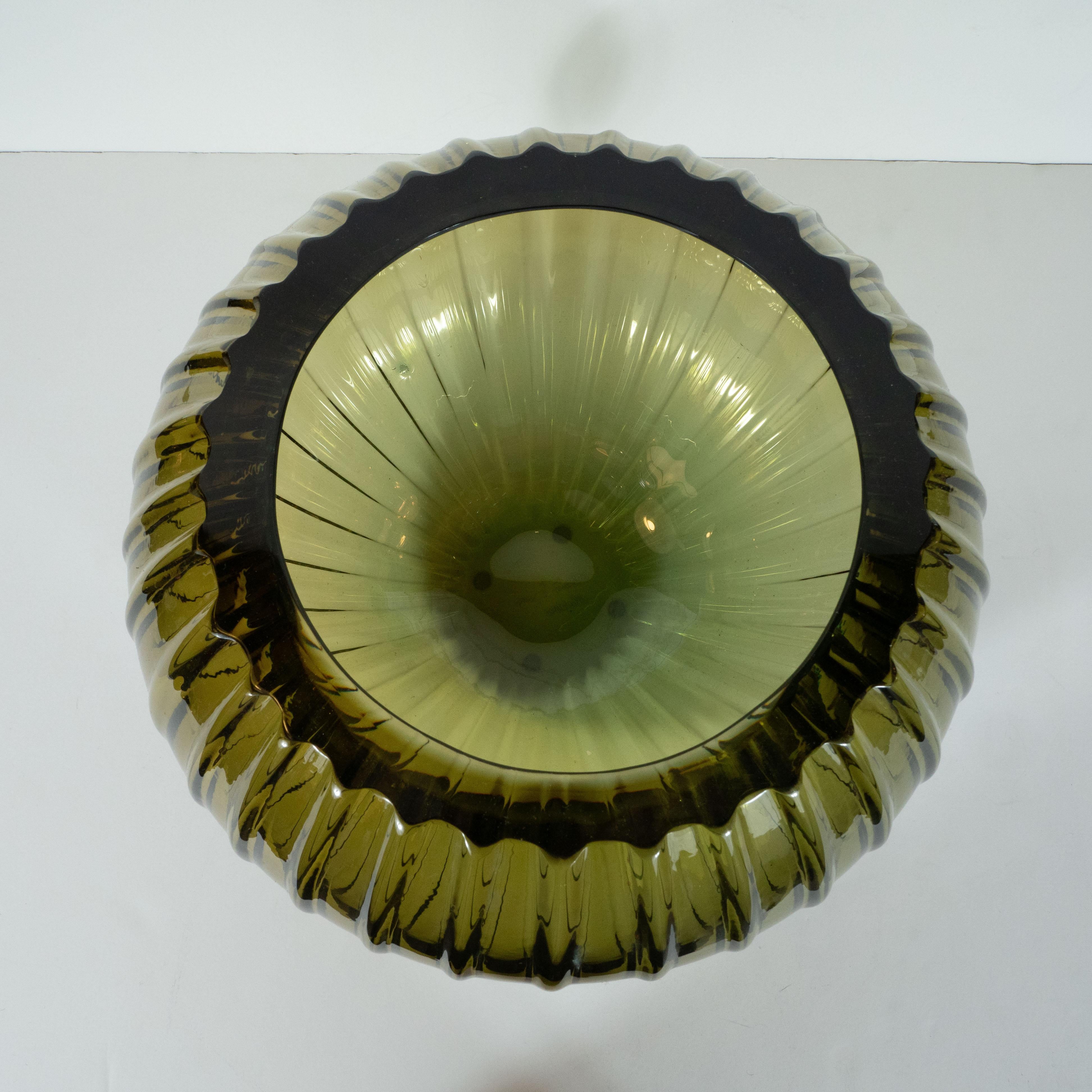 Modernist Hand Blown Murano Ribbed Smoked Emerald Glass Decorative Bowl In Excellent Condition For Sale In New York, NY