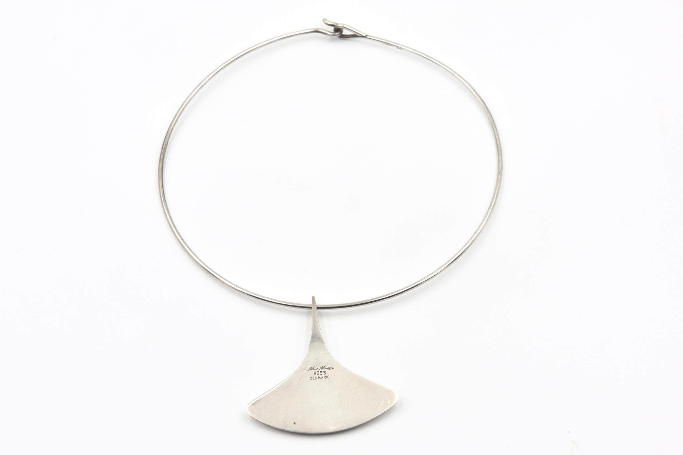 Modernist Hans Hansen Enamel and Sterling Silver Pendant Necklace by Karl Gustav In Good Condition For Sale In Miami Beach, FL