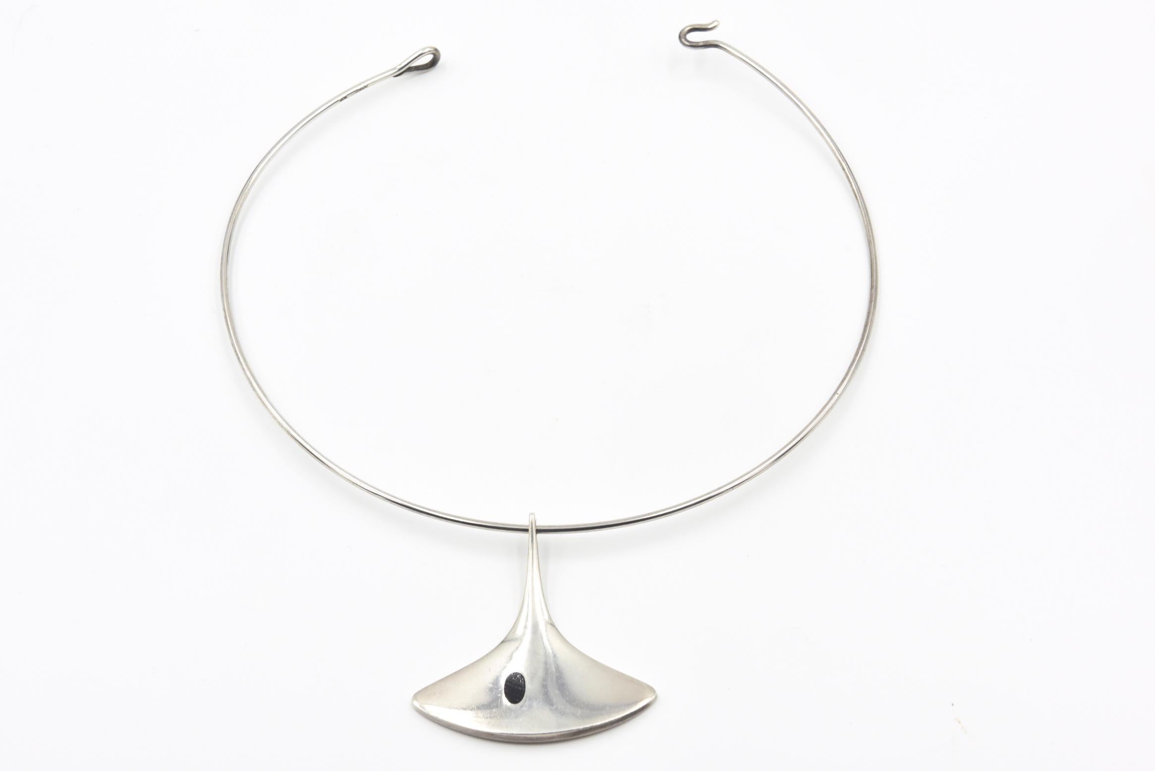 Modernist Hans Hansen Enamel and Sterling Silver Pendant Necklace by Karl Gustav For Sale 2