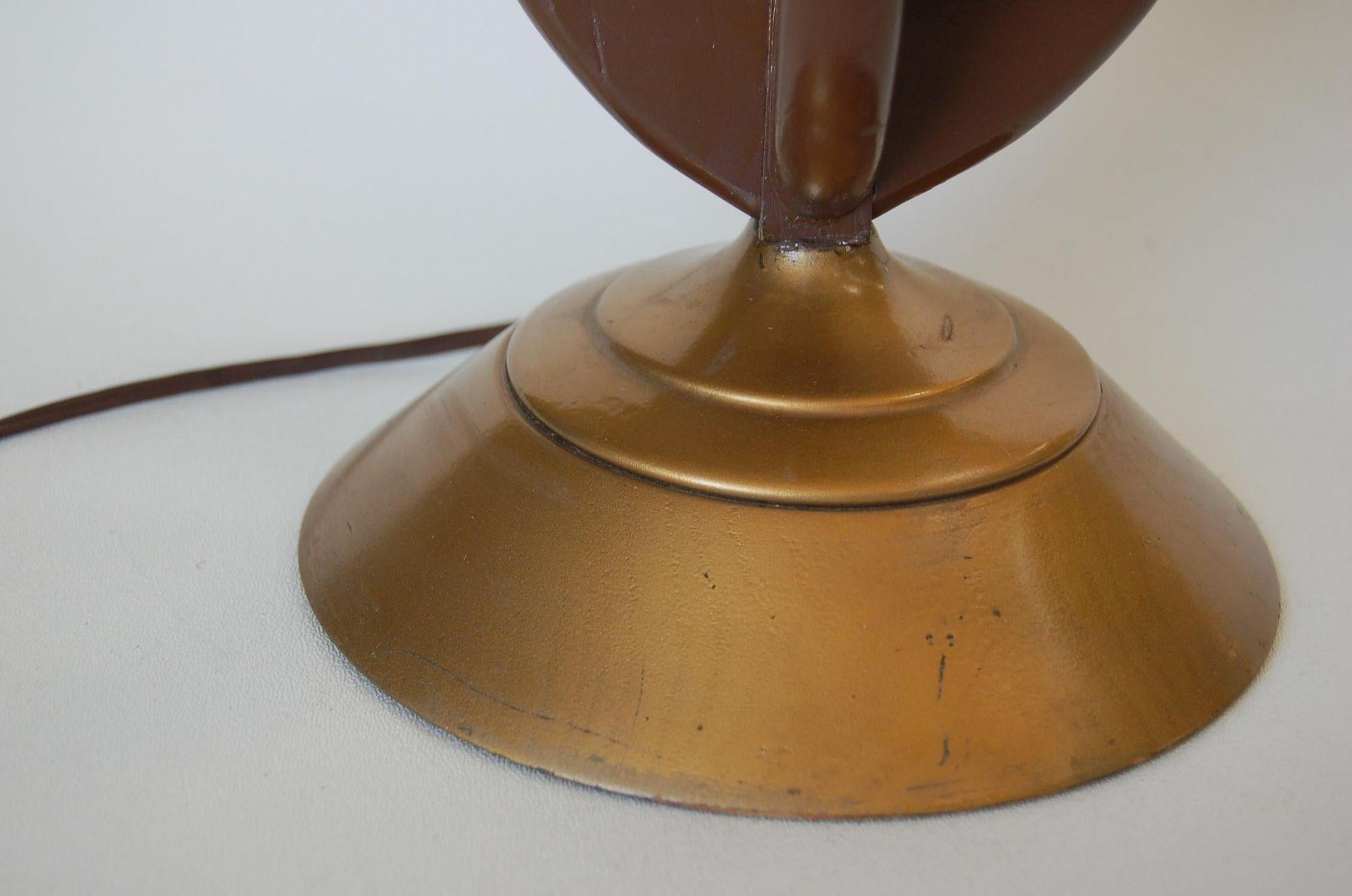 Modernist Harp Shaped Sculptural Walnut and Brass Tone Table Lamp, Pair In Excellent Condition For Sale In Van Nuys, CA