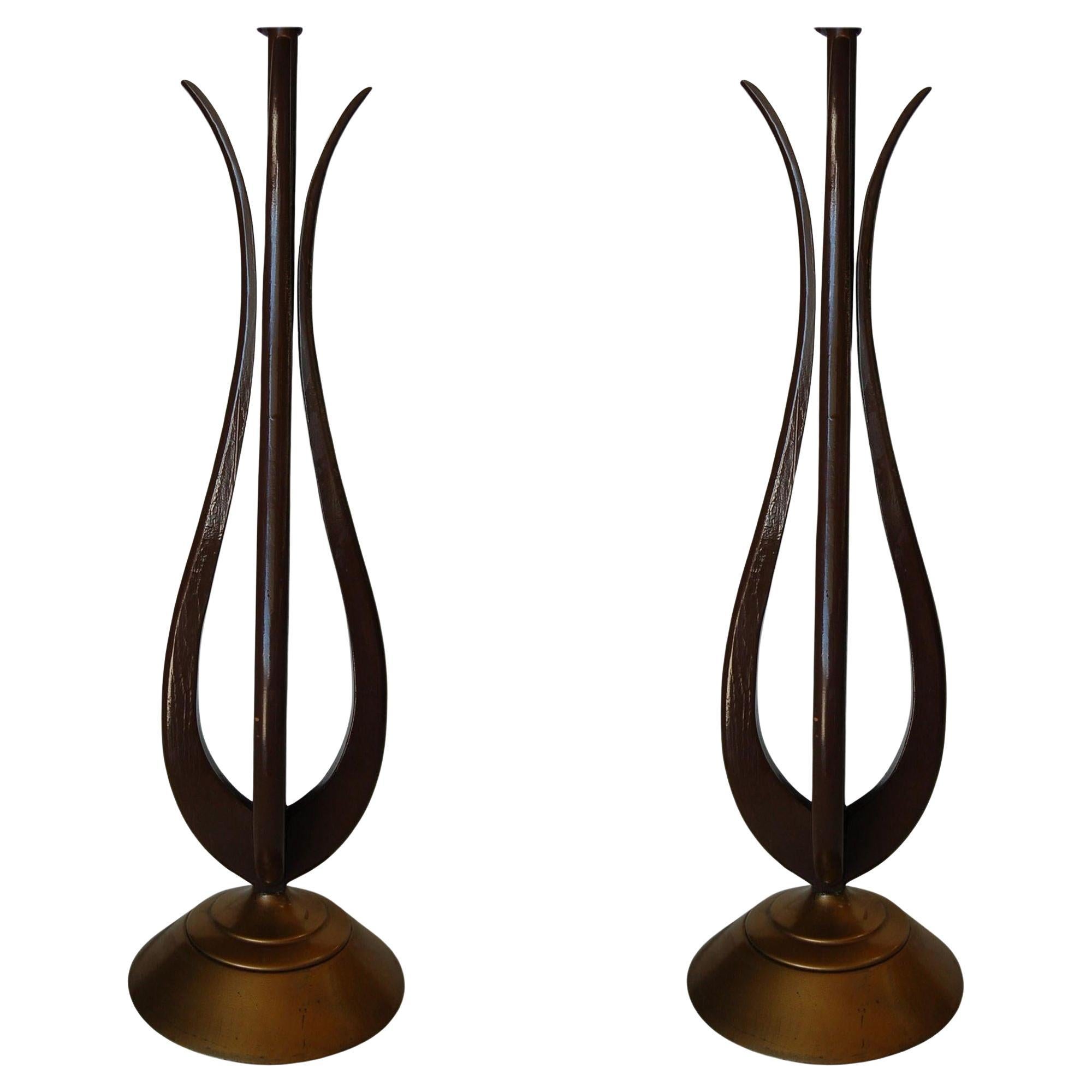 Modernist Harp Shaped Sculptural Walnut and Brass Tone Table Lamp, Pair For Sale
