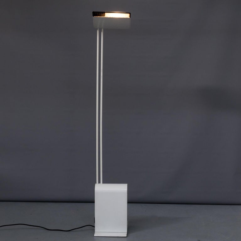 Modernist Hartmut Engel White Metal Floor Lamp for Zumtobel For Sale at  1stDibs