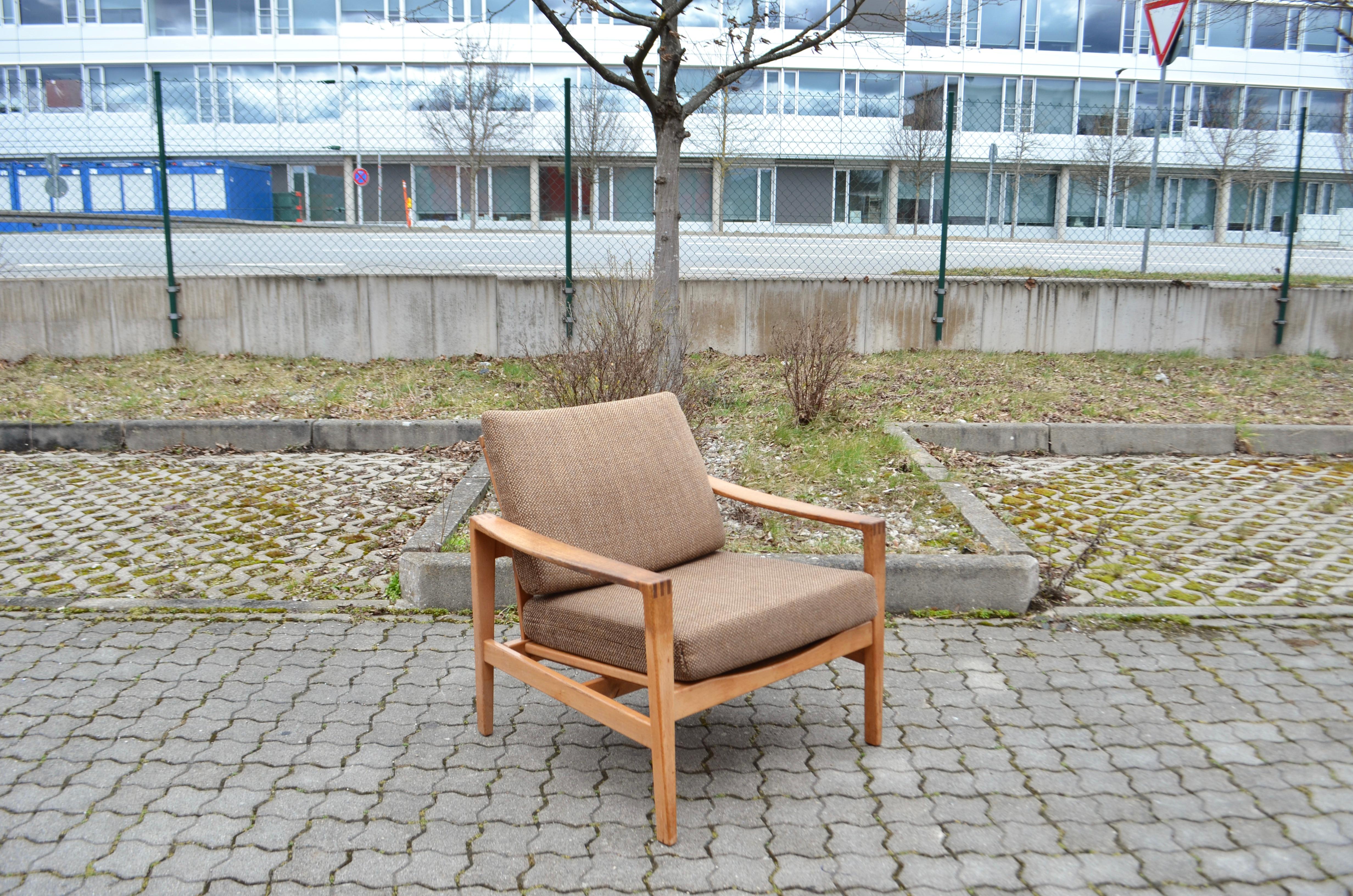 Modernist Hartmut Lohmeyer Oak Easy Lounge Chair for Wilkhahn Midcentury For Sale 4