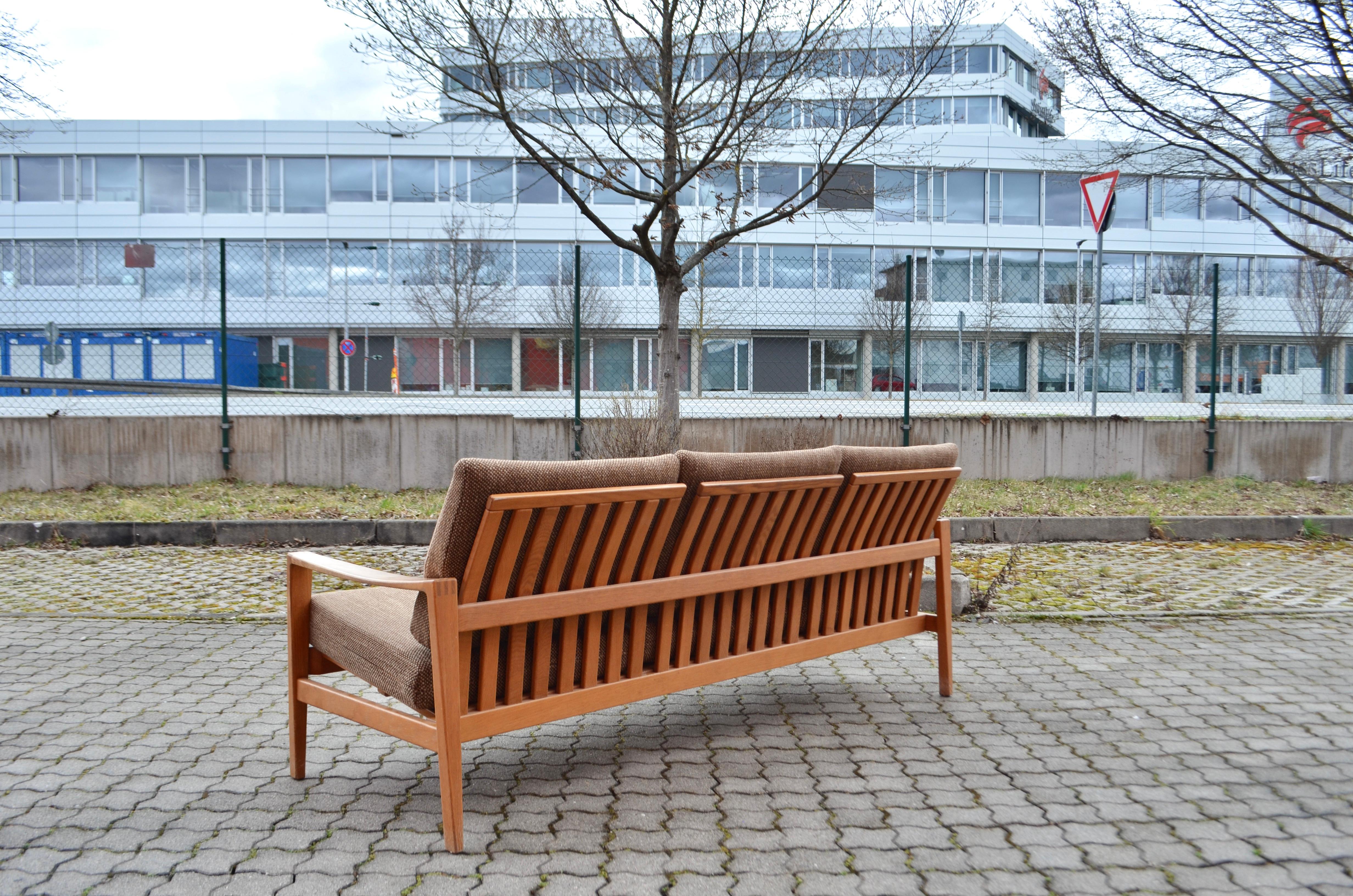 Modernist Hartmut Lohmeyer Oak Sofa for Wilkhahn Midcentury For Sale 2