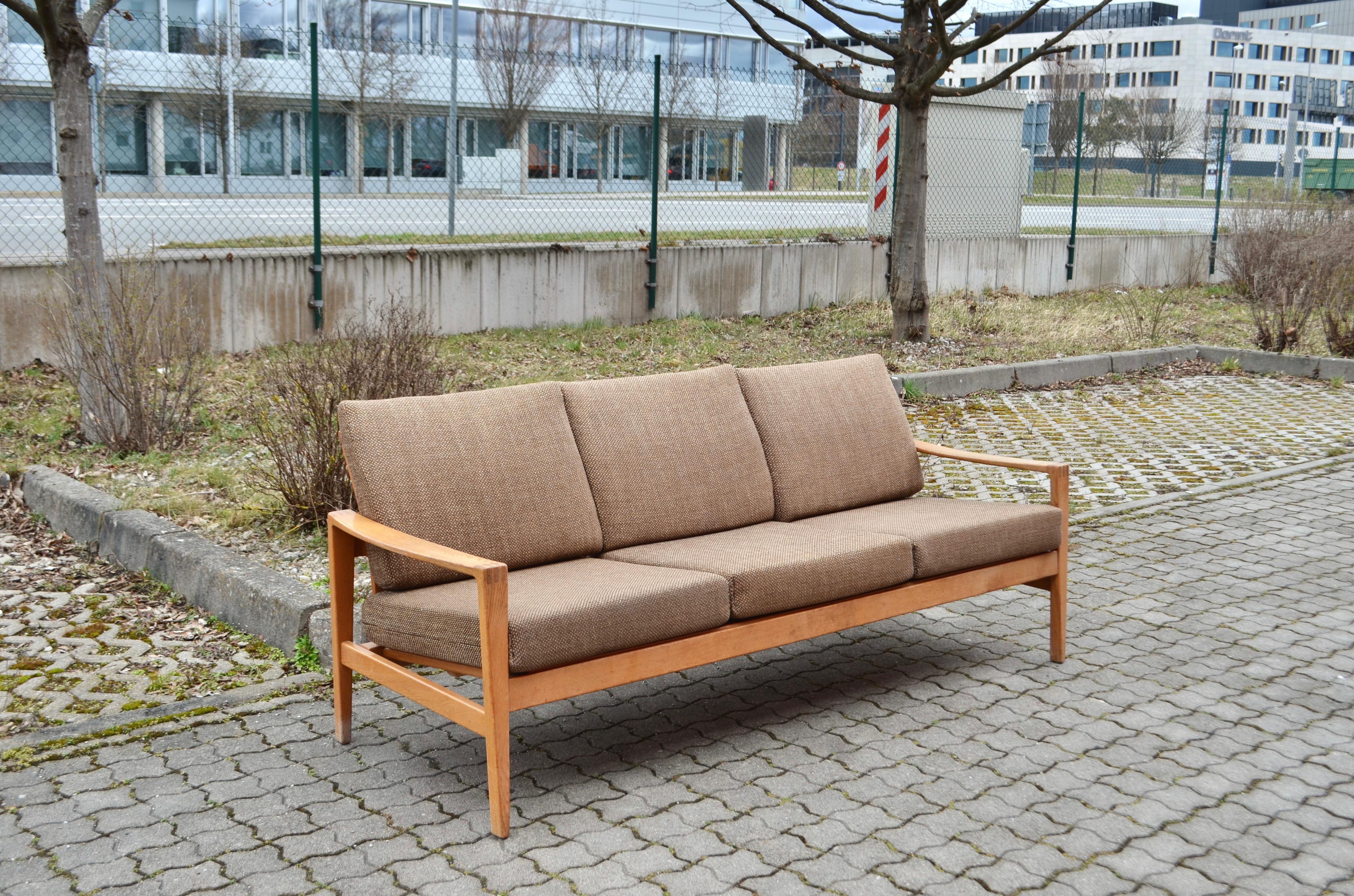 Oiled Modernist Hartmut Lohmeyer Oak Sofa for Wilkhahn Midcentury For Sale
