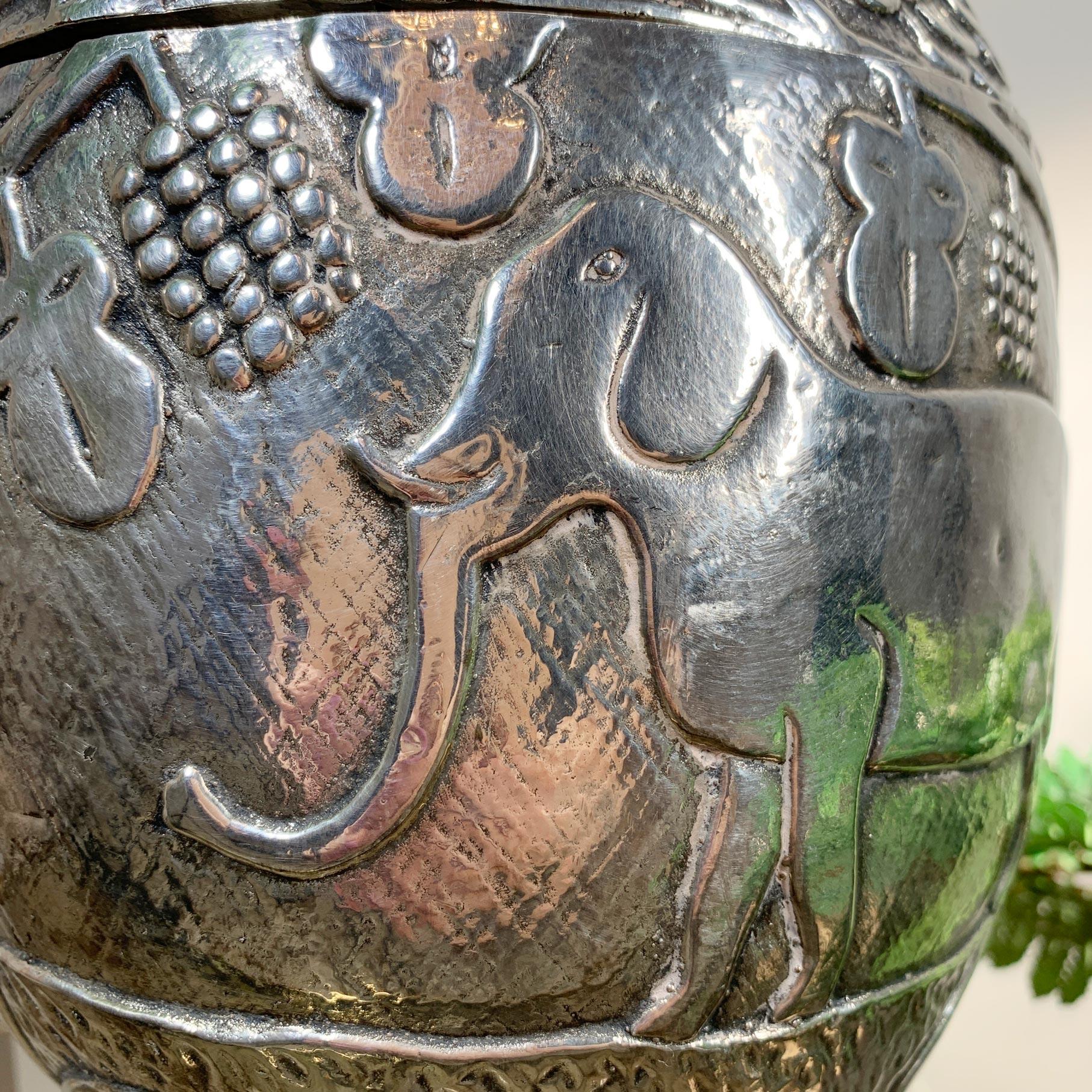 Mid-20th Century Silver Modernist Ice Bucket in the Style of Marc Chagall, 1950’s