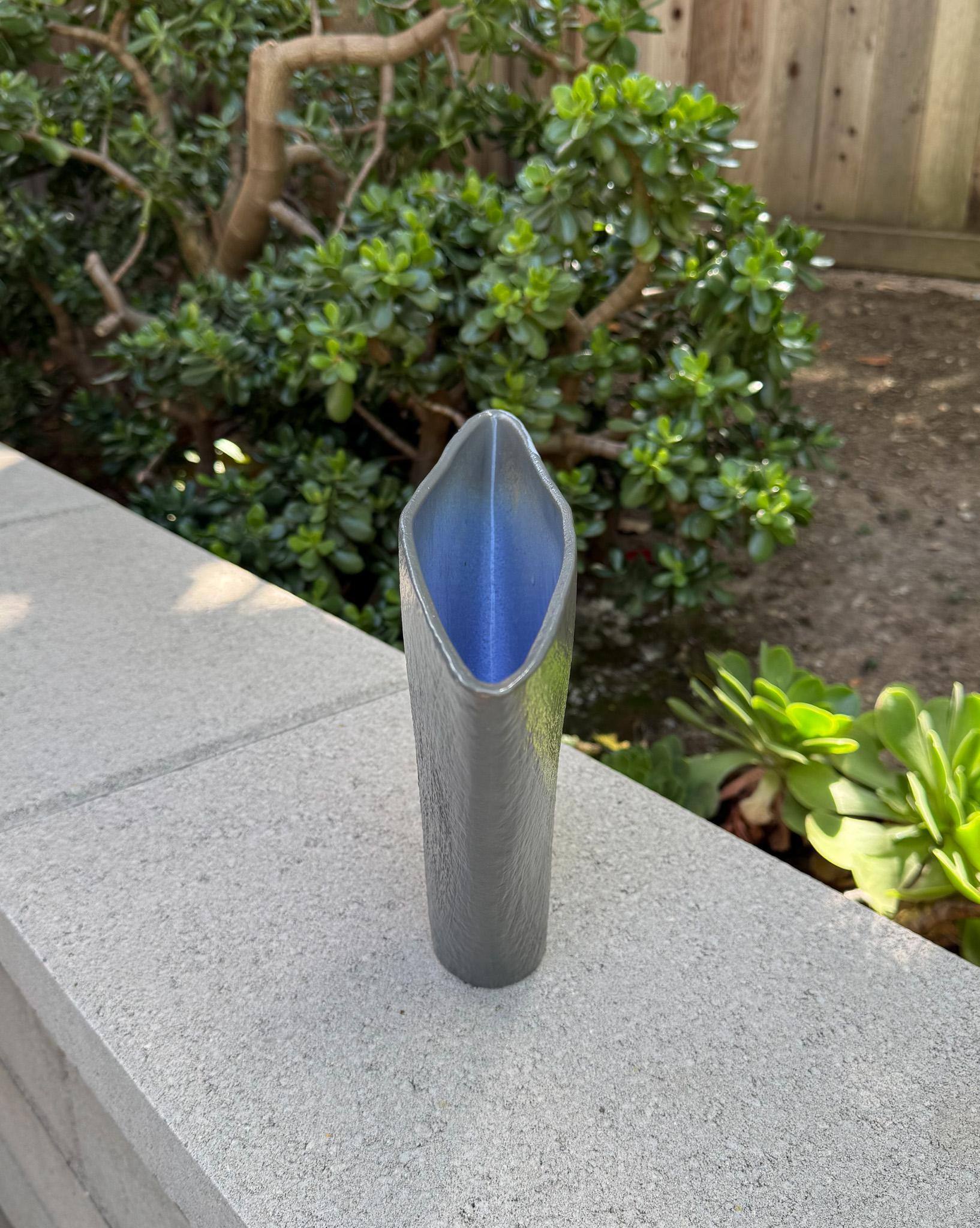 XX secolo Modernist Ikebana Ceramic Vase, Japan, 20th Century in vendita