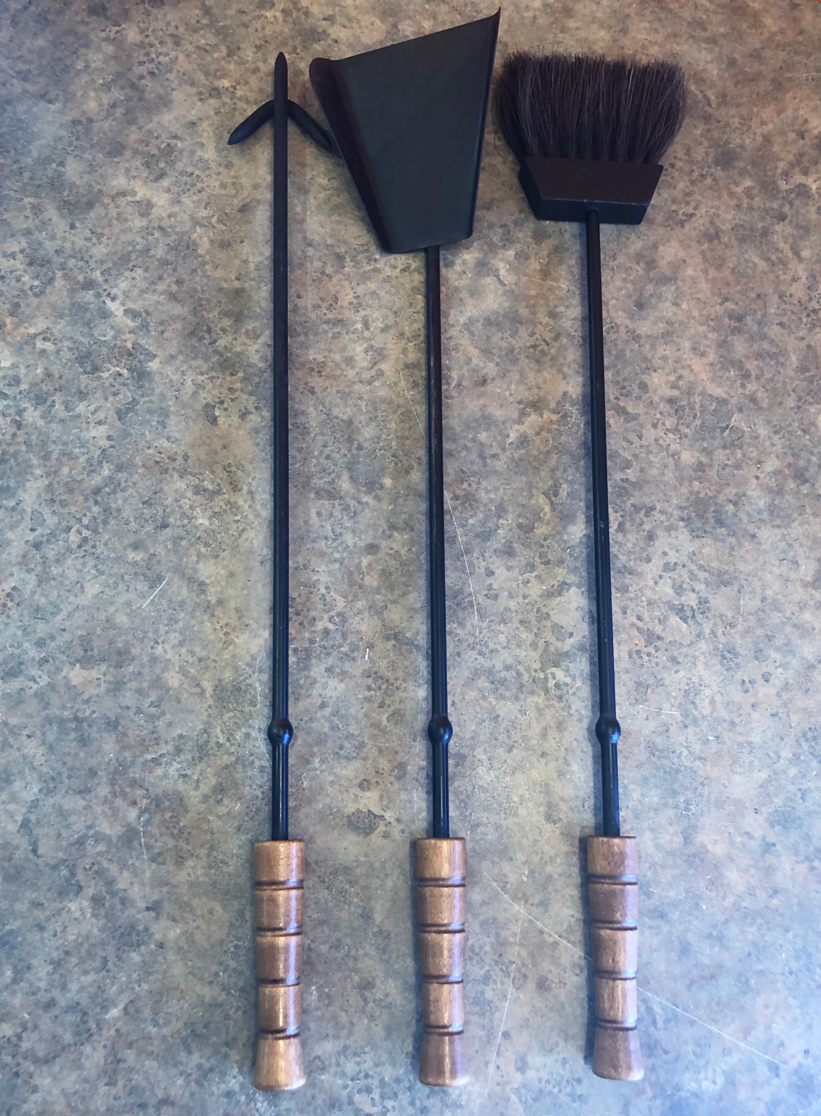 Modernist Iron Fire Tool Set with Wood Handles In Fair Condition In San Diego, CA
