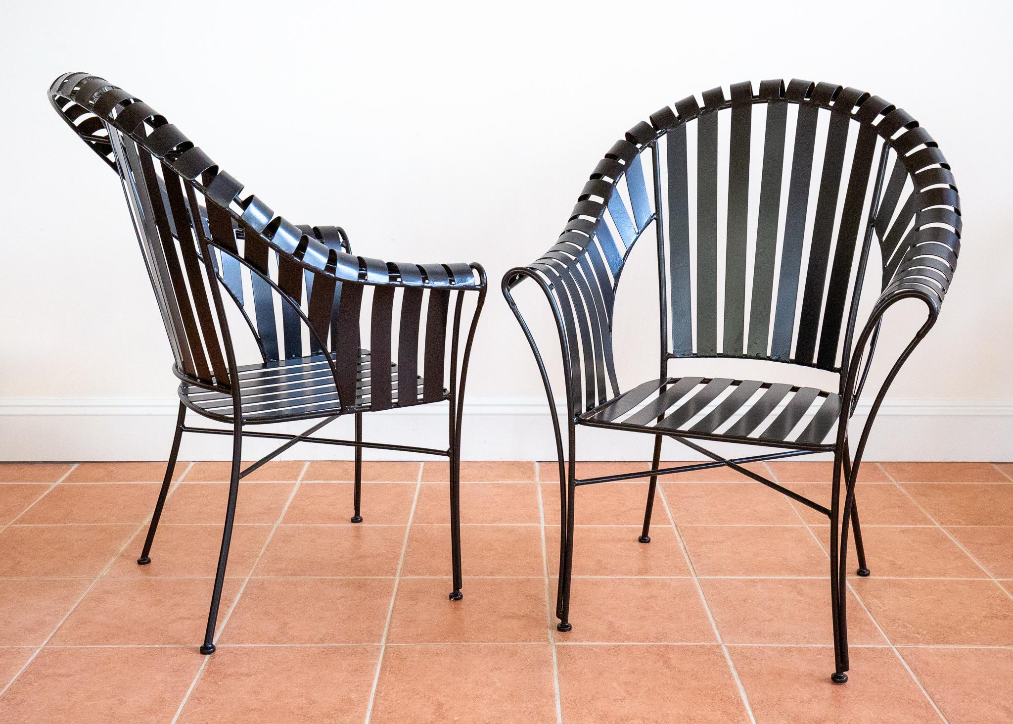 Paire de fauteuils de jardin modernistes à sangles de fer des années 1980, style brutaliste MCM Salterini en vente 8