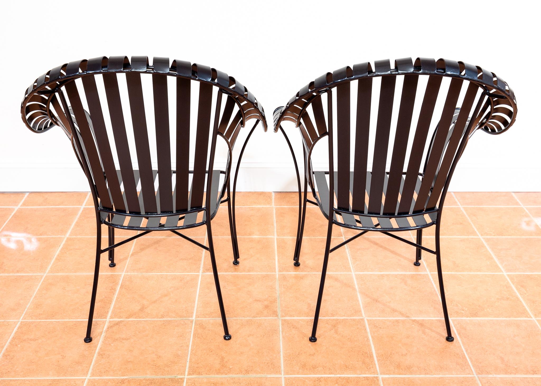 Paire de fauteuils de jardin modernistes à sangles de fer des années 1980, style brutaliste MCM Salterini en vente 10