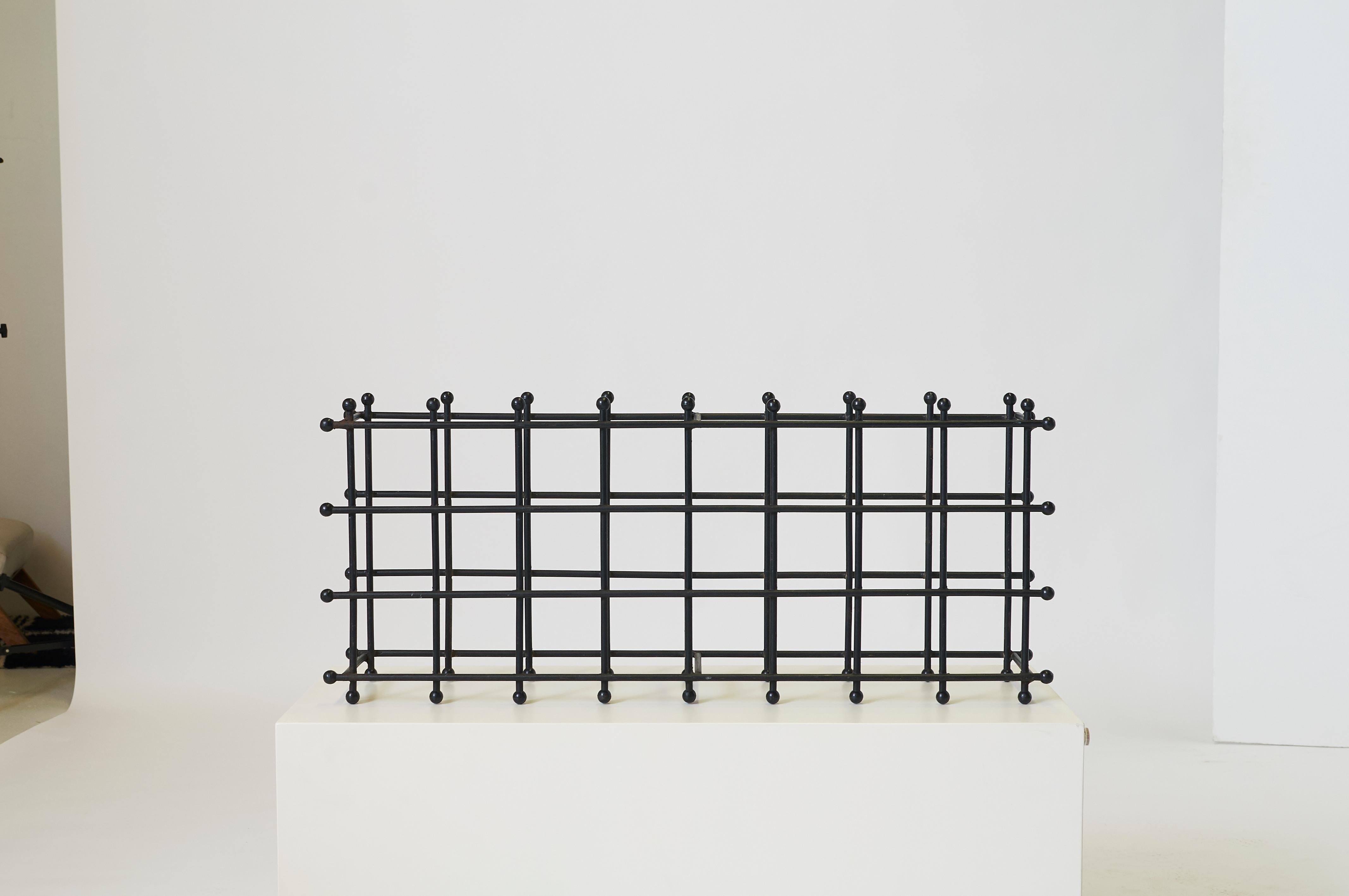 Modernist Eisen Weinregal (Moderne) im Angebot