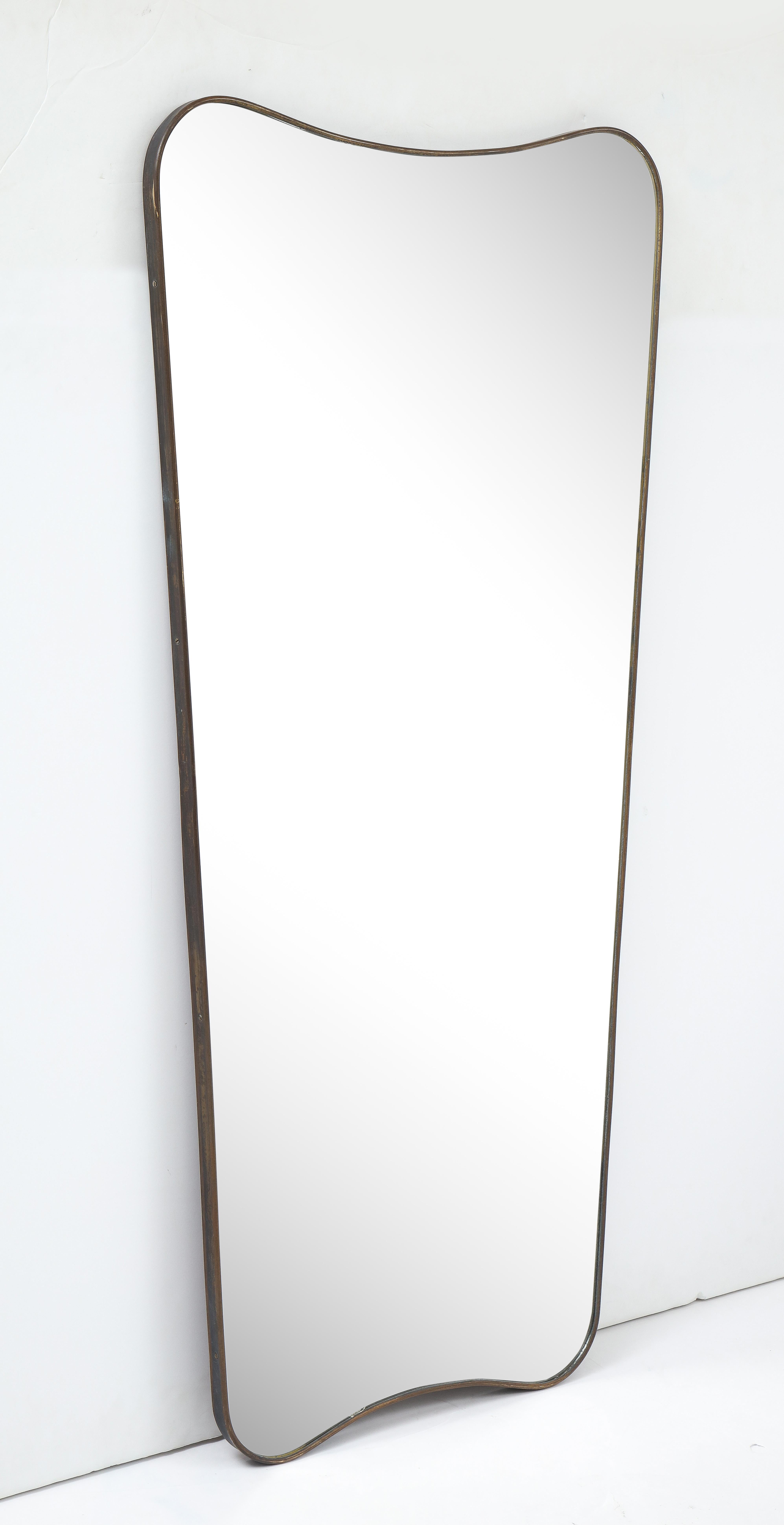 Modernist Italian 1950's Brass Shaped Mirror In Good Condition For Sale In New York, NY