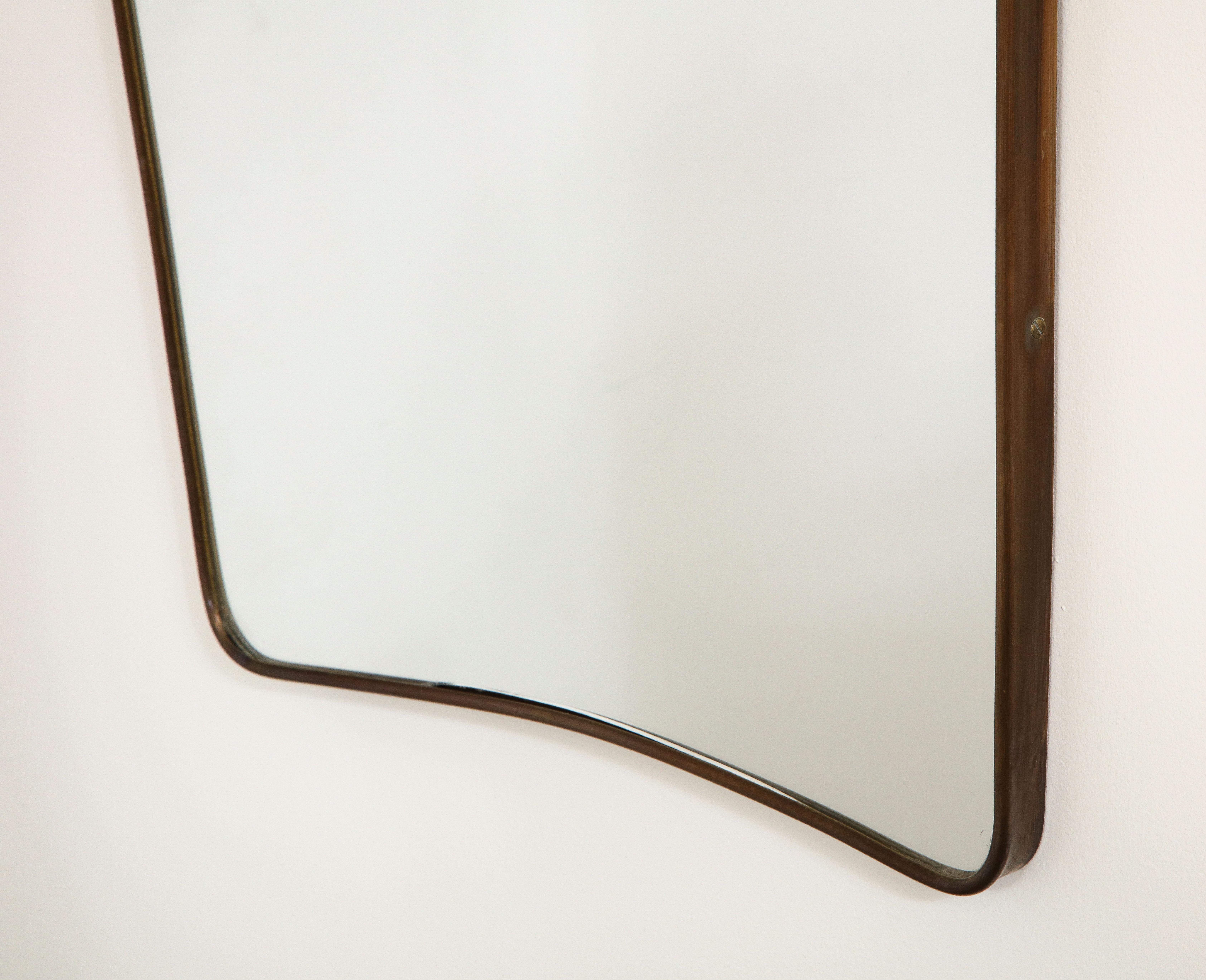 Modernist Italian 1950's Shaped Brass Mirror In Good Condition For Sale In New York, NY