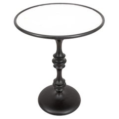 Table d'extrémité italienne moderniste en céramique et métal