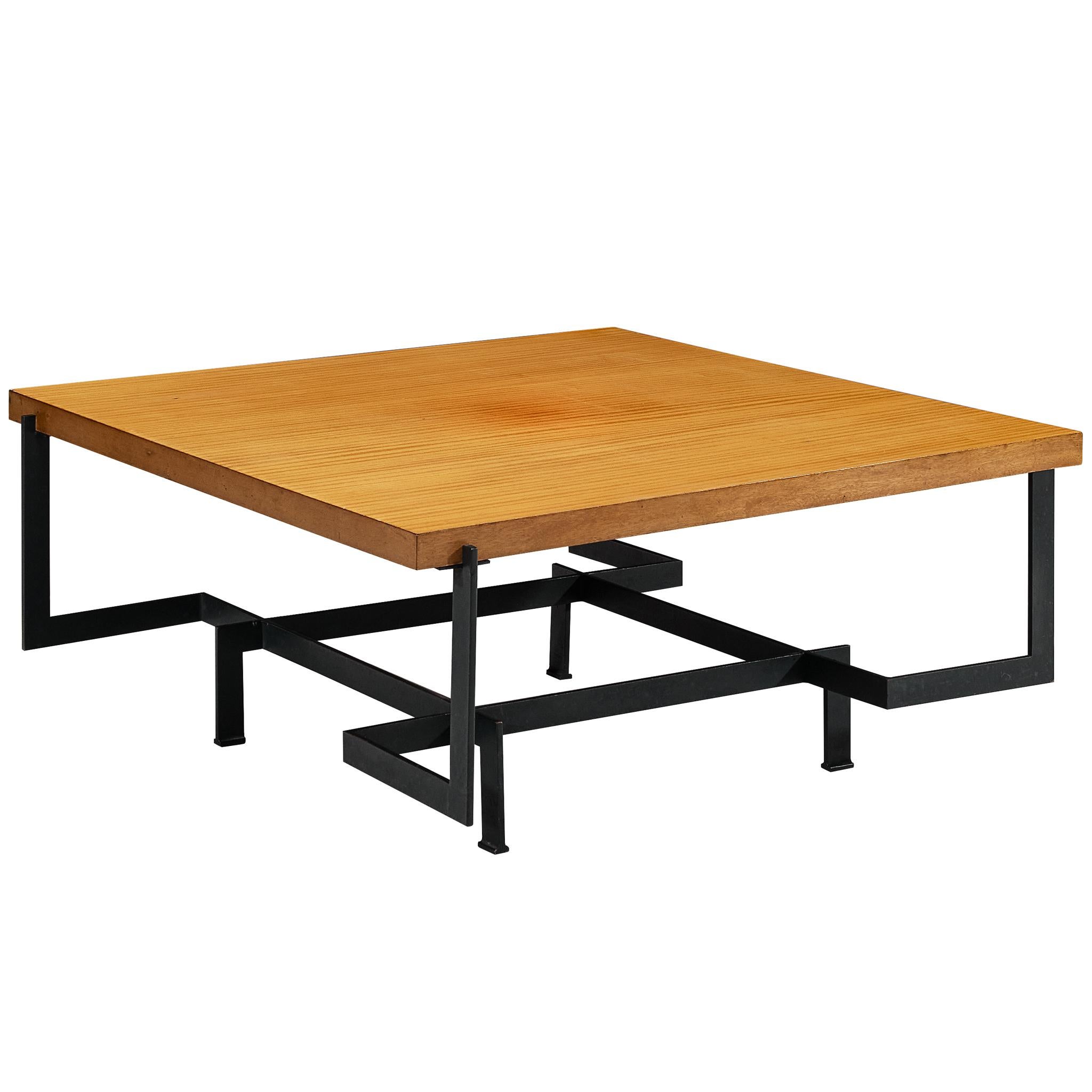 Modernist Italian Coffee Table in Mahogany Wood and Lacquered Steel