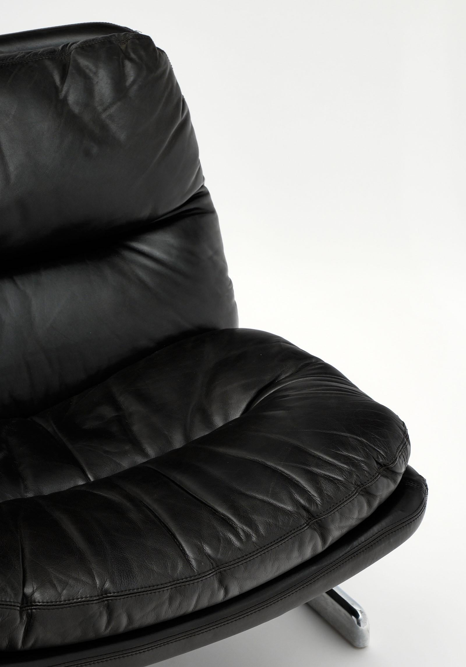 Modernist Italian Leather Brunati Armchairs 1