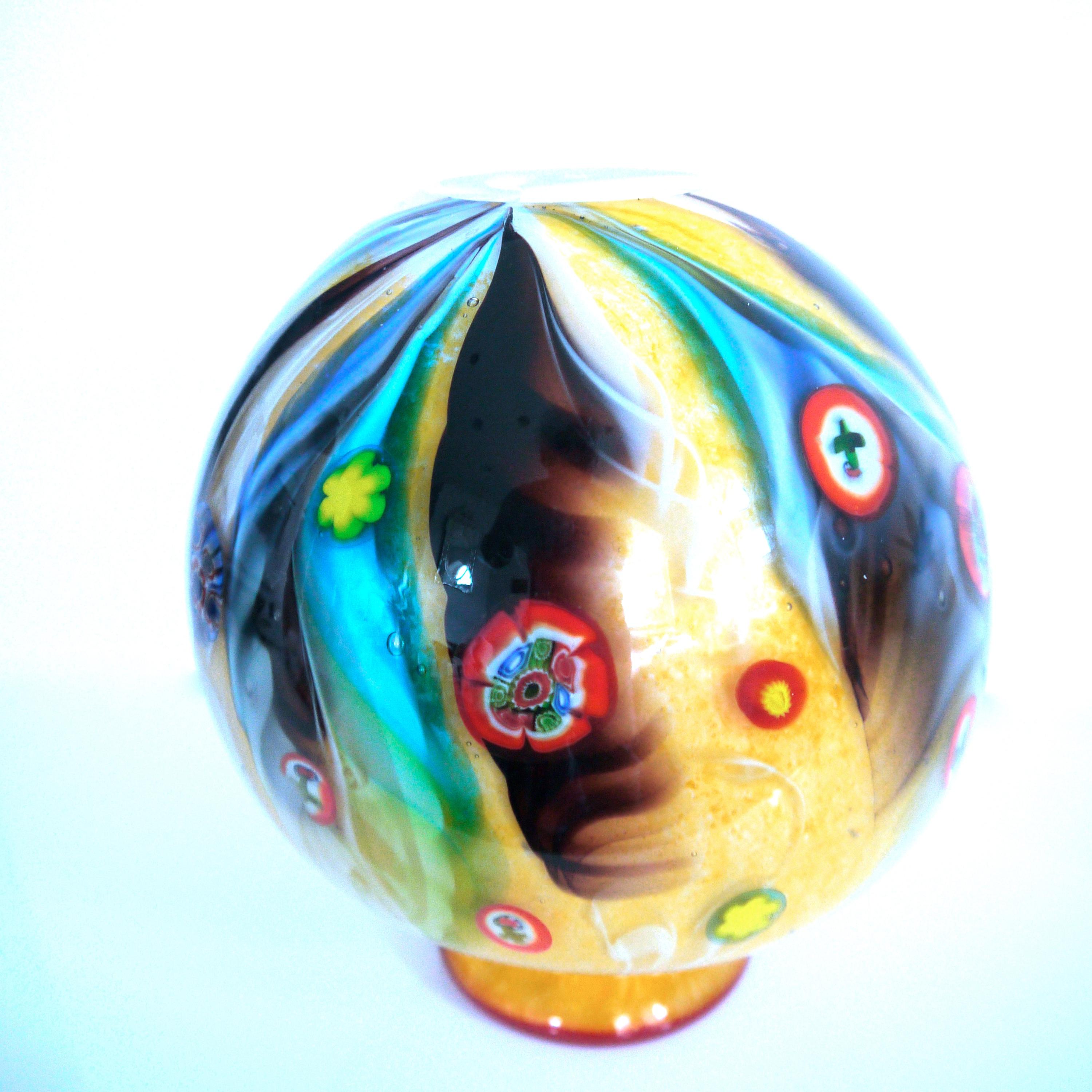 Mid-20th Century 1950 Modernist Italian Murano Mille Fiori 'Orb' Glass Vase by Fratelli Toso For Sale