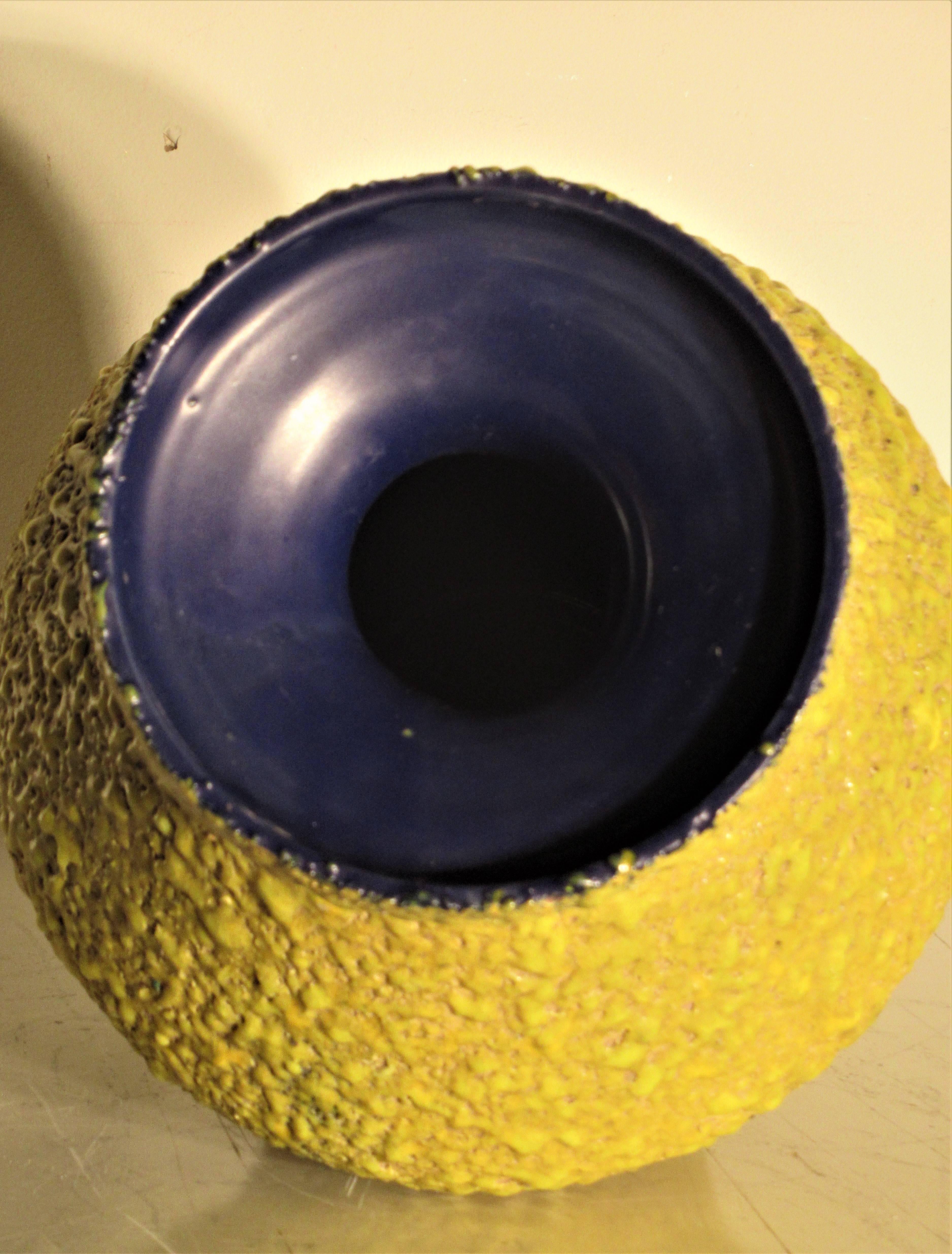 Modernist Italian Pottery Brilliant Volcanic Glaze Vase In Good Condition In Rochester, NY