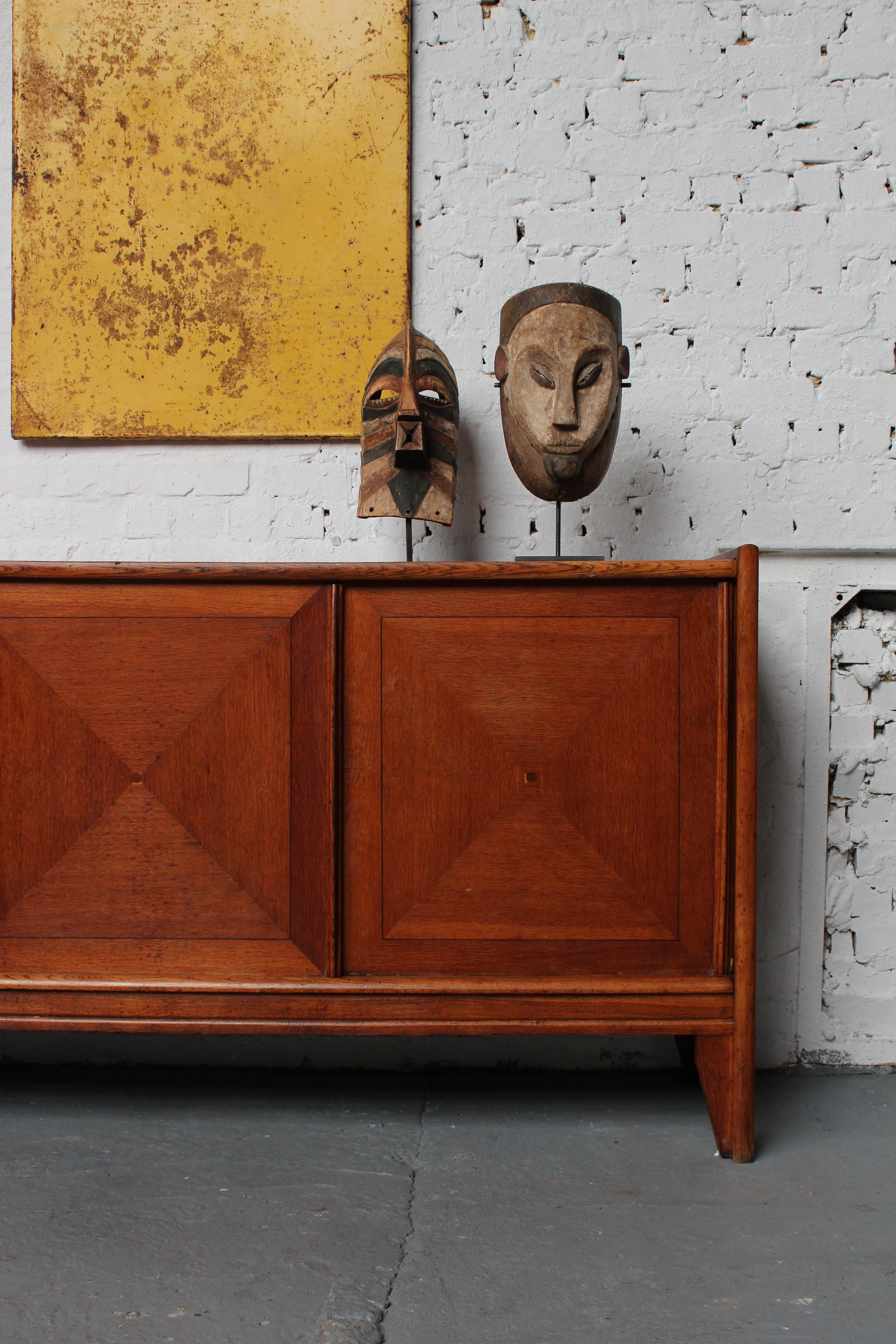 Modernistisches italienisches Sideboard (Frühes 20. Jahrhundert) im Angebot