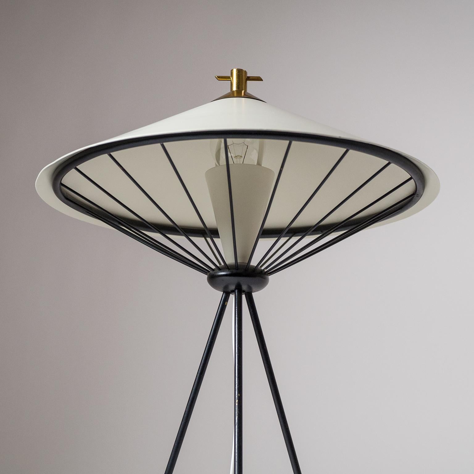 Modernist Italian Tripod Table Lamp, 1950s 3