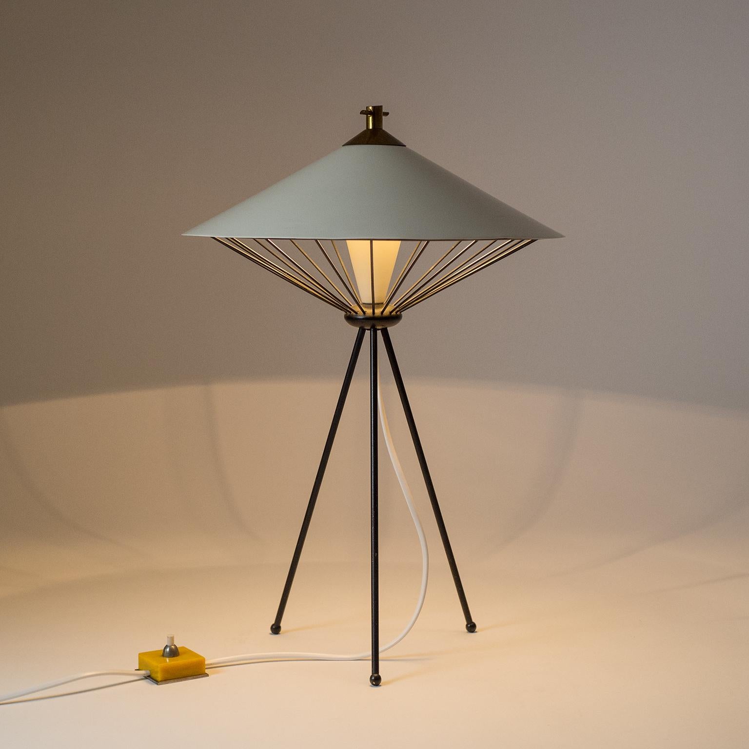 Modernist Italian Tripod Table Lamp, 1950s 3