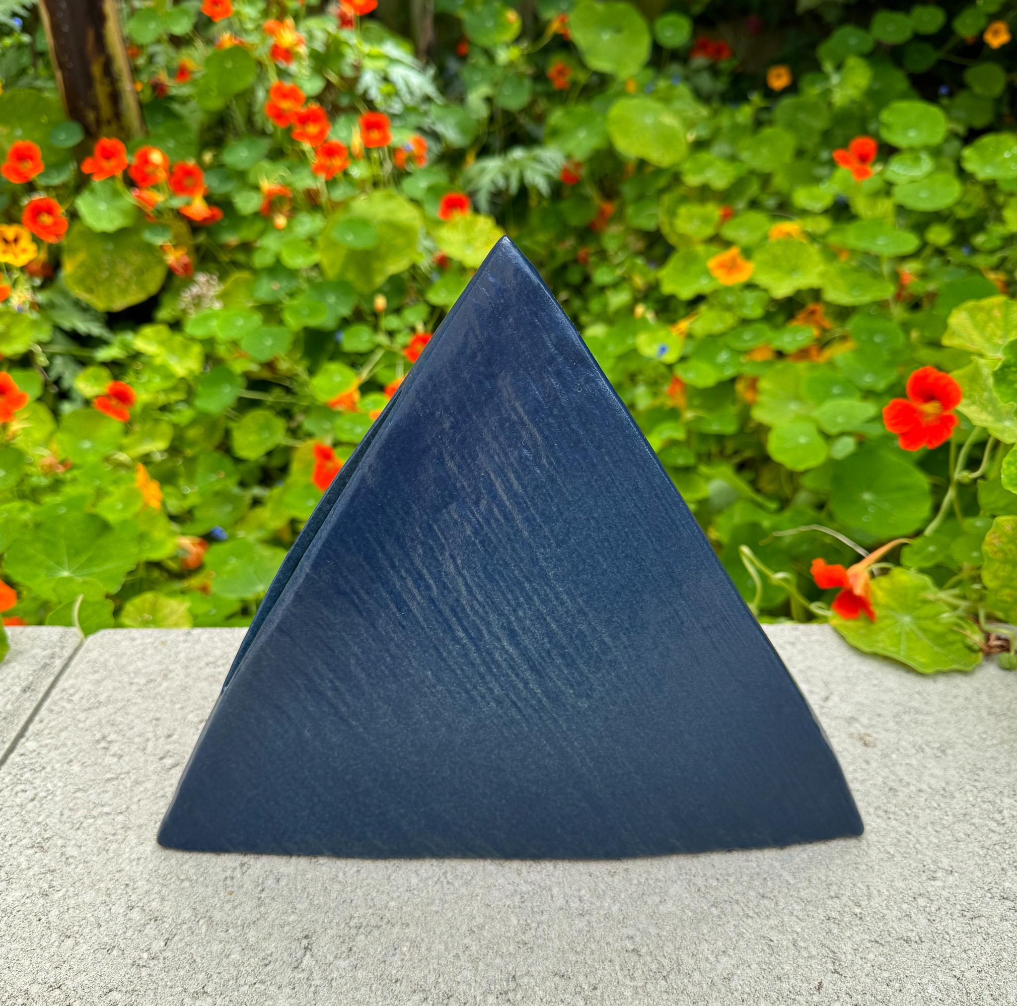 Modernist Japanese Blue Pyramid Ikebana Vase, Japan, 20th Century 5