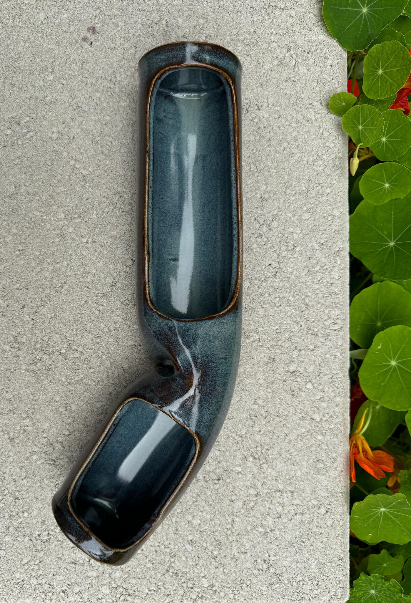 Modernistische japanische Ikebana-Vase, Japan, 20. Jahrhundert im Zustand „Gut“ im Angebot in San Juan Capistrano, CA