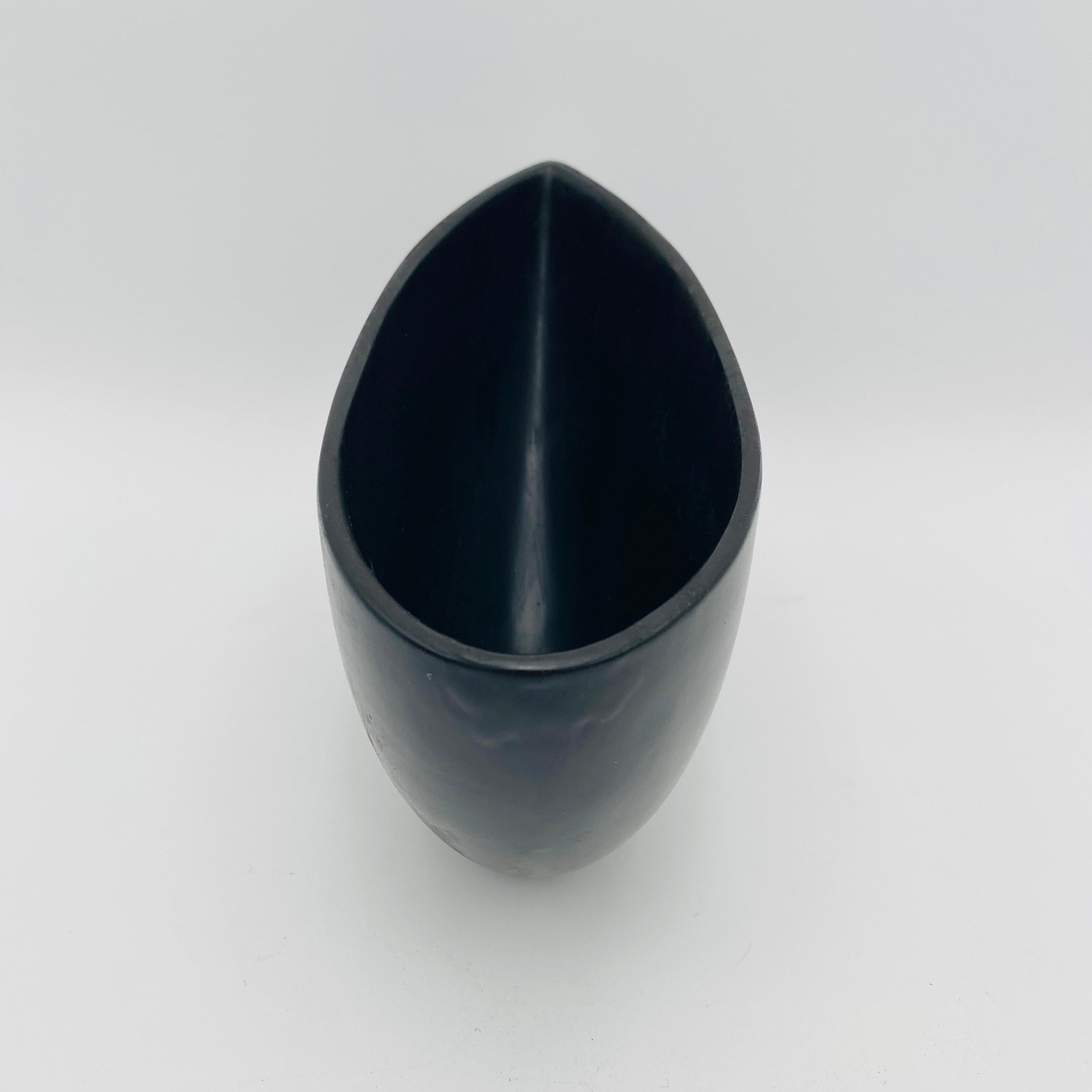 Modernist Japanese Ikebana Vase, Japan, 20th Century In Good Condition For Sale In San Juan Capistrano, CA