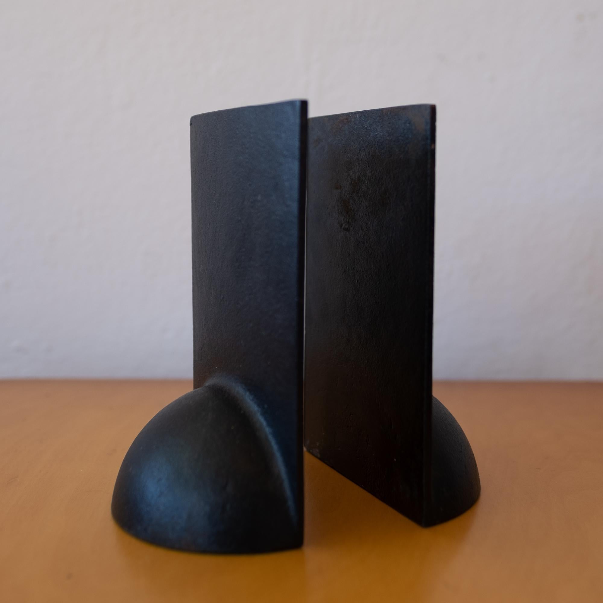 Modernist Japanese Iron Bookends, 1960s 1