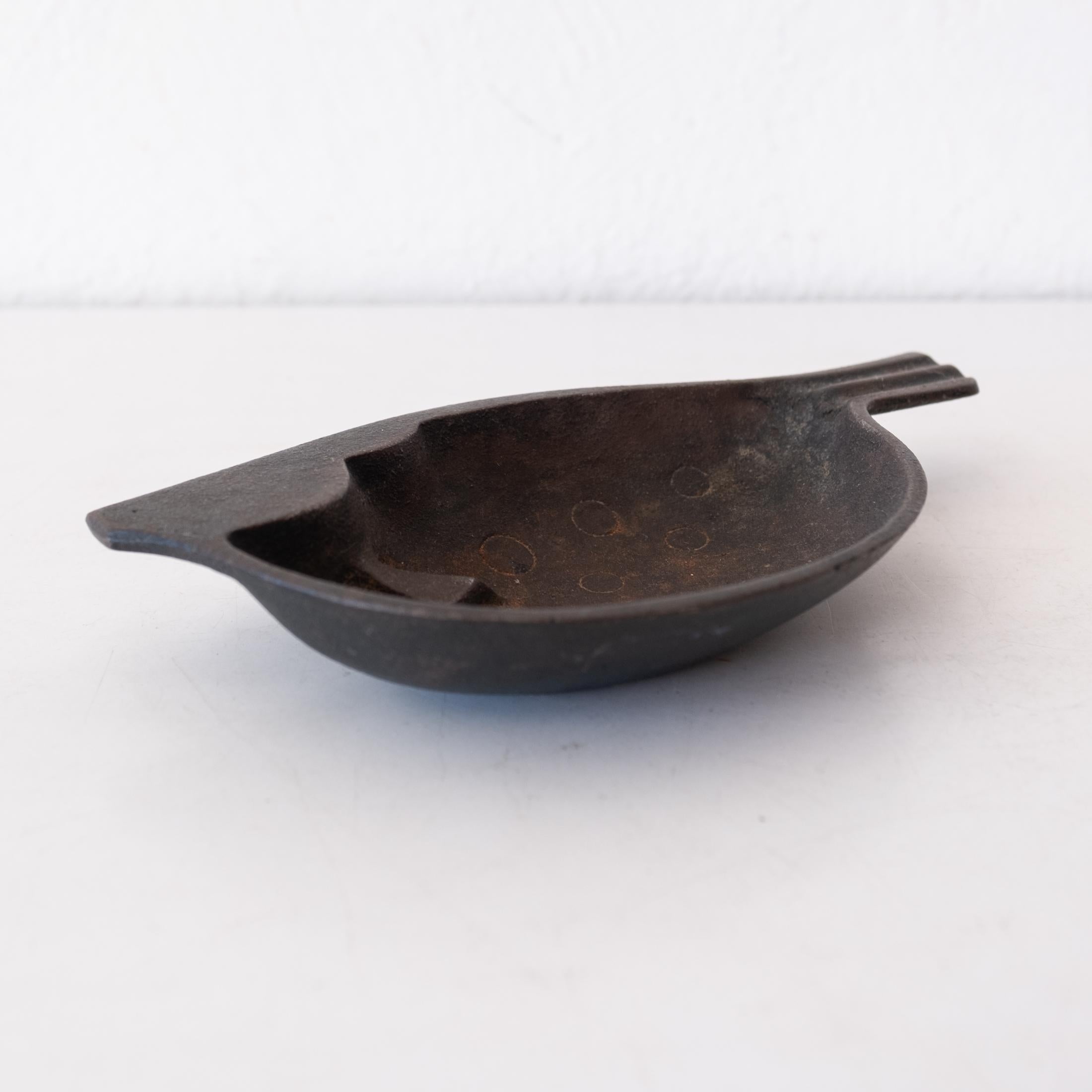 Mid-Century Modern Modernist Japanese Iron Fish Incense Bowl For Sale