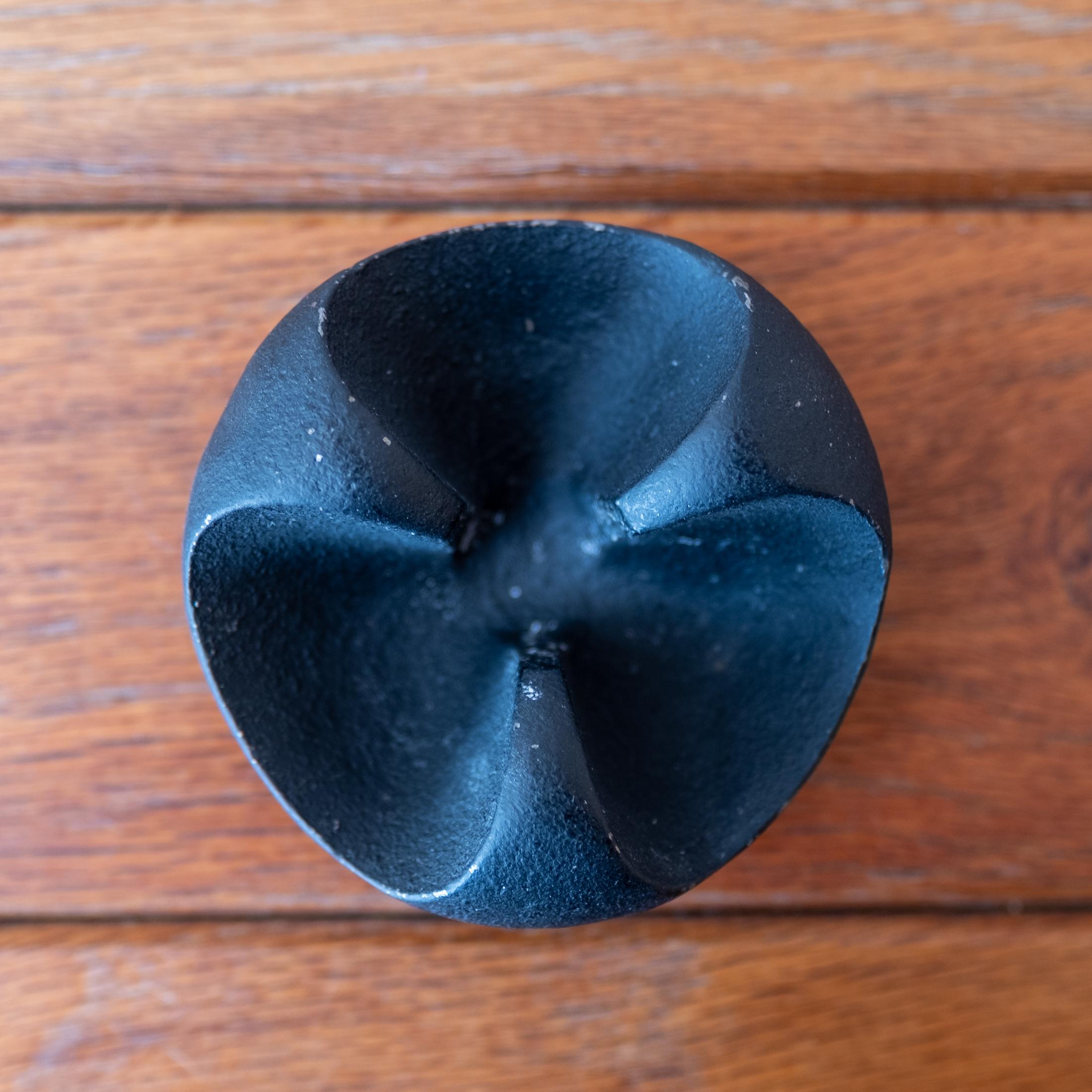 Modernist Japanese Iron Nesting Candle Holders In Good Condition In San Diego, CA