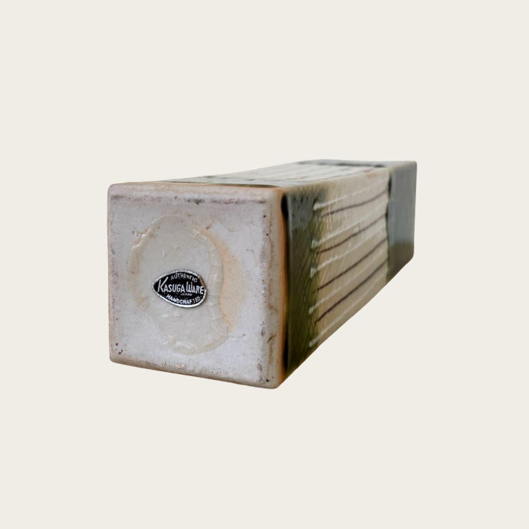 Vernissé Vase moderniste japonais en céramique rectangulaire en vente