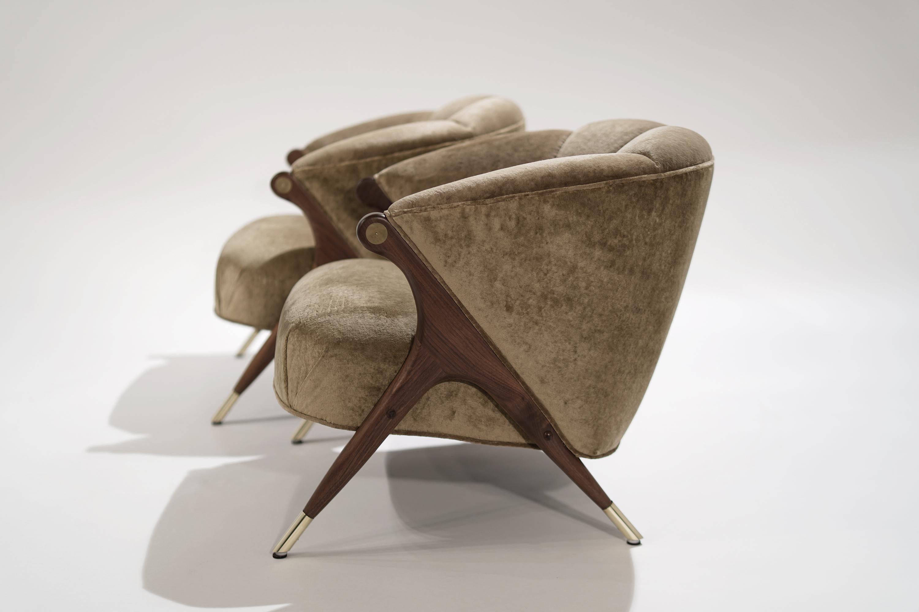 Modernist Karpen Lounge Chairs in Hazel Linen Velvet, 1950s 4