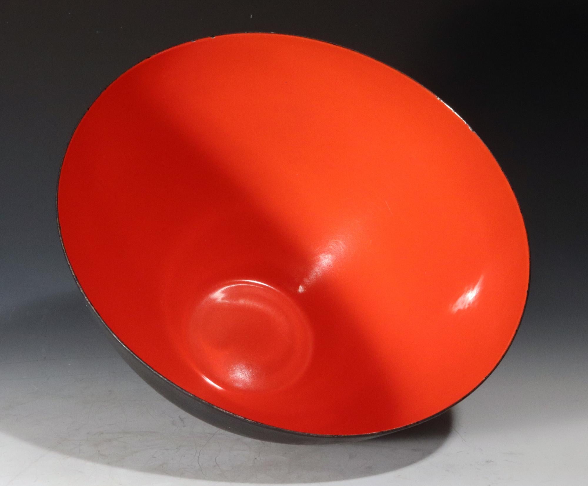 Scandinavian Modern Modernist Kranit Bowl in Black Steel and Red Enamel, by Herbert Krenchel For Sale
